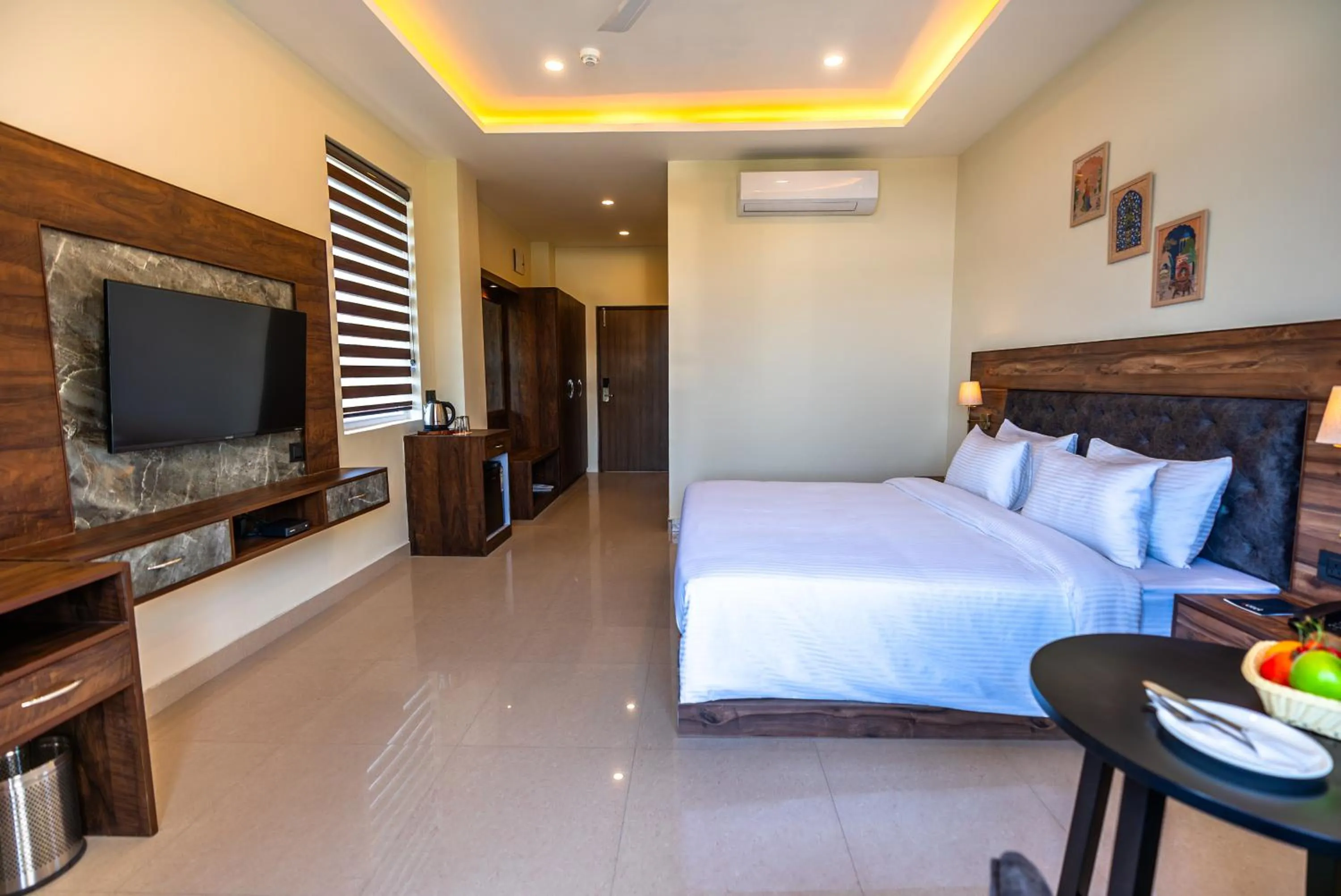 Bed in Aotel by Clarks Inn Palampur