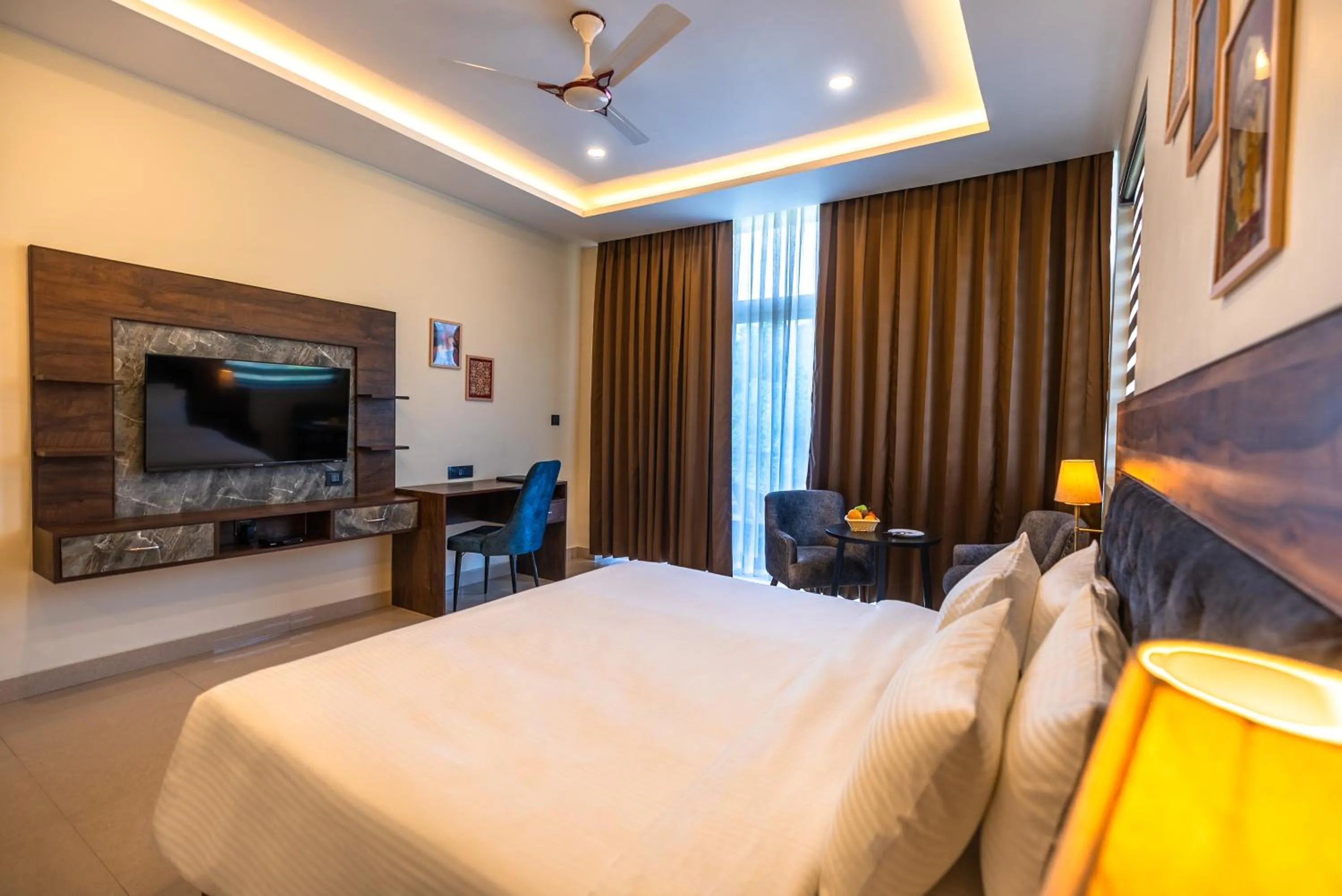 Bed in Aotel by Clarks Inn Palampur