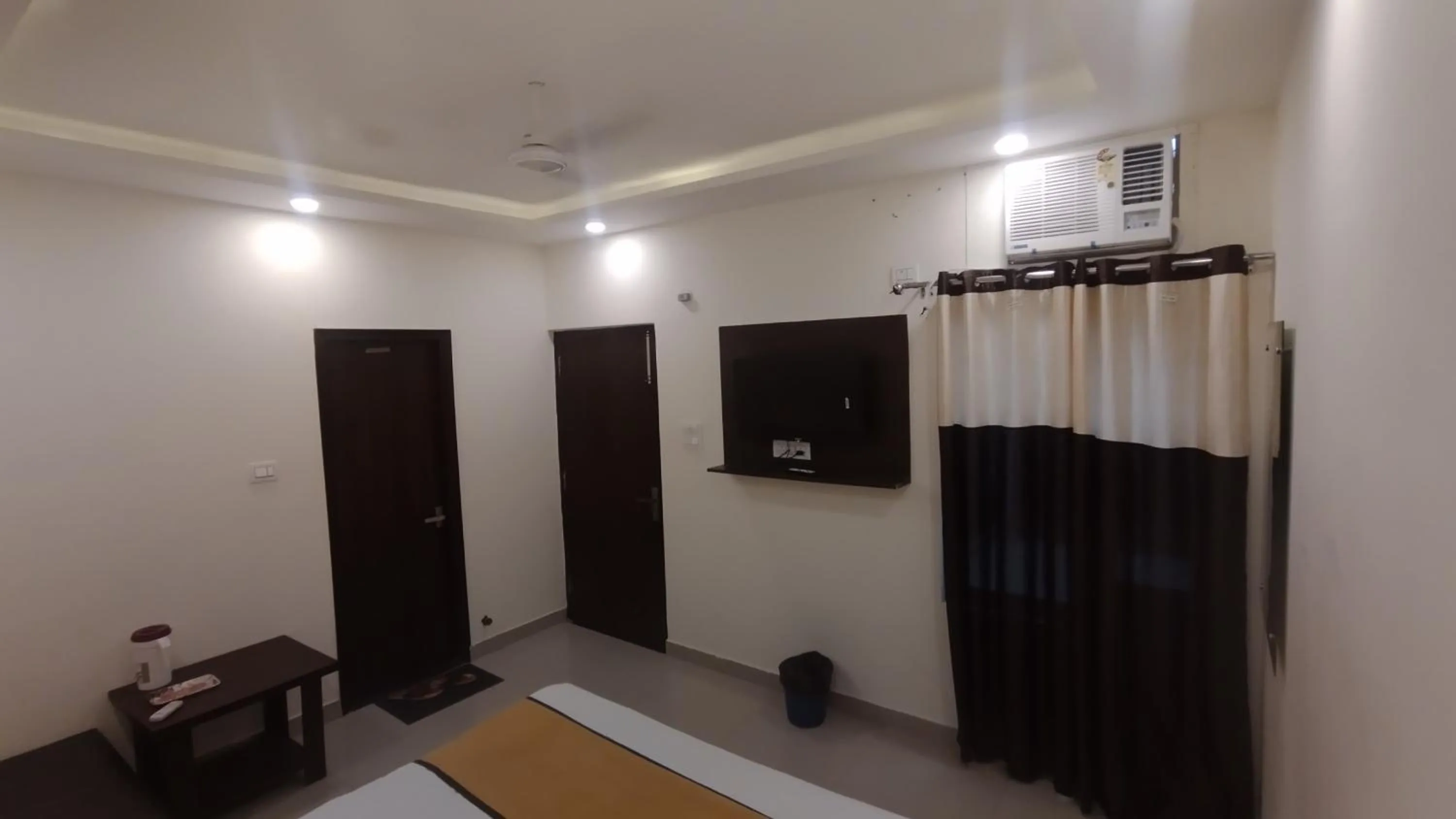 TV and multimedia in G L Palace