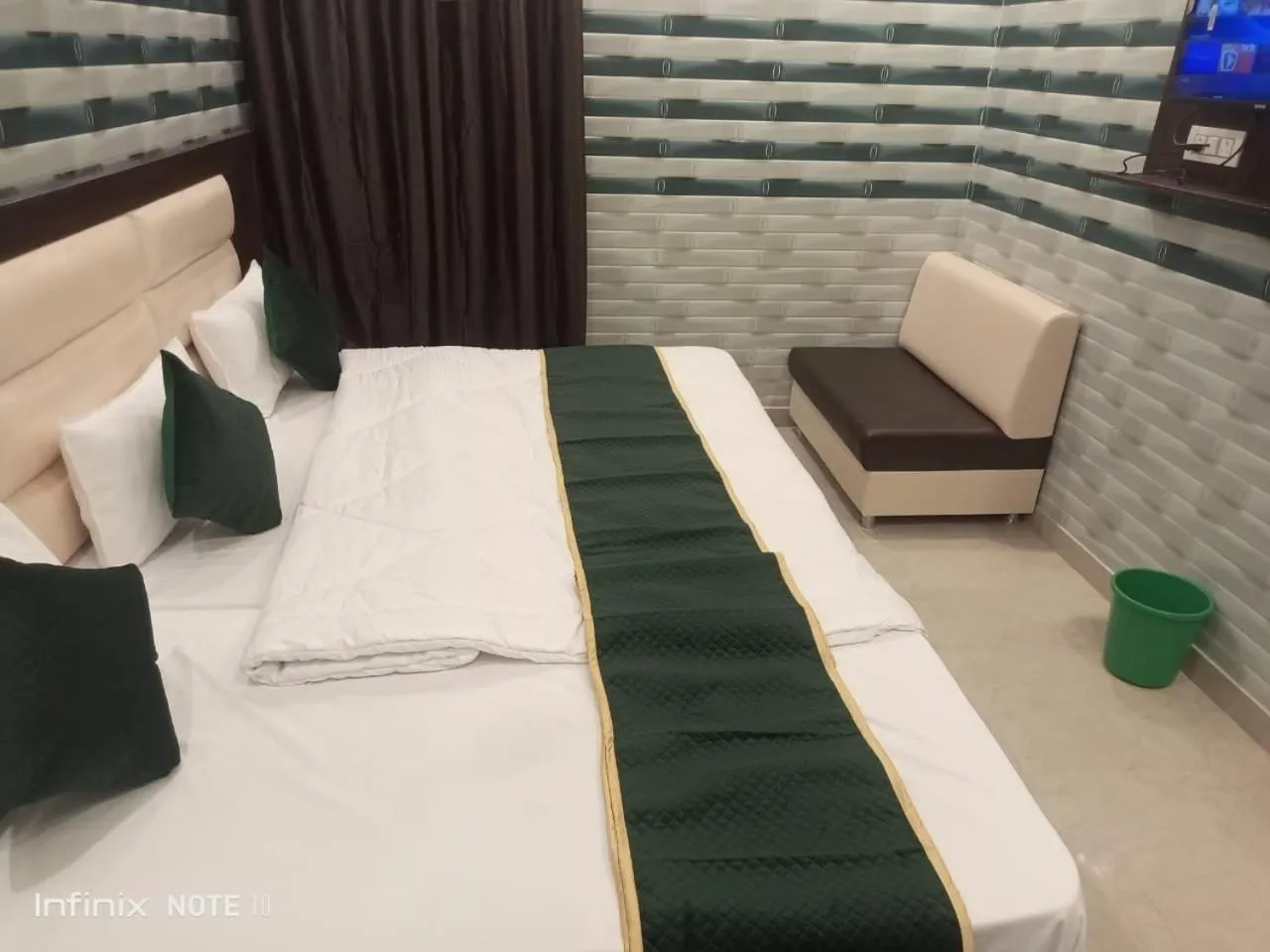 Bedroom, Bed in G L Palace