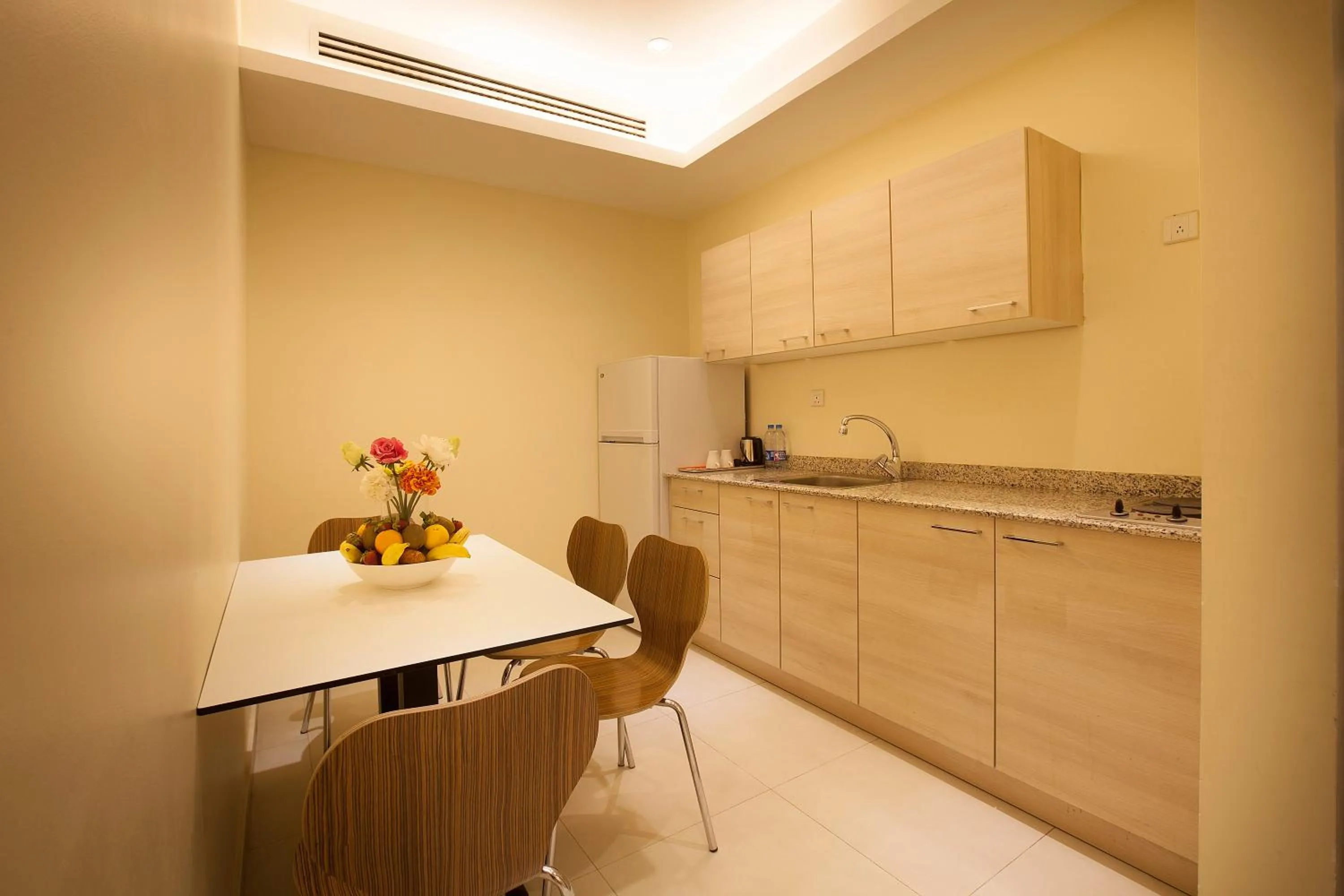 Kitchen or kitchenette in لي لي جراند للشقق المخدومة - درجة اقتصادية