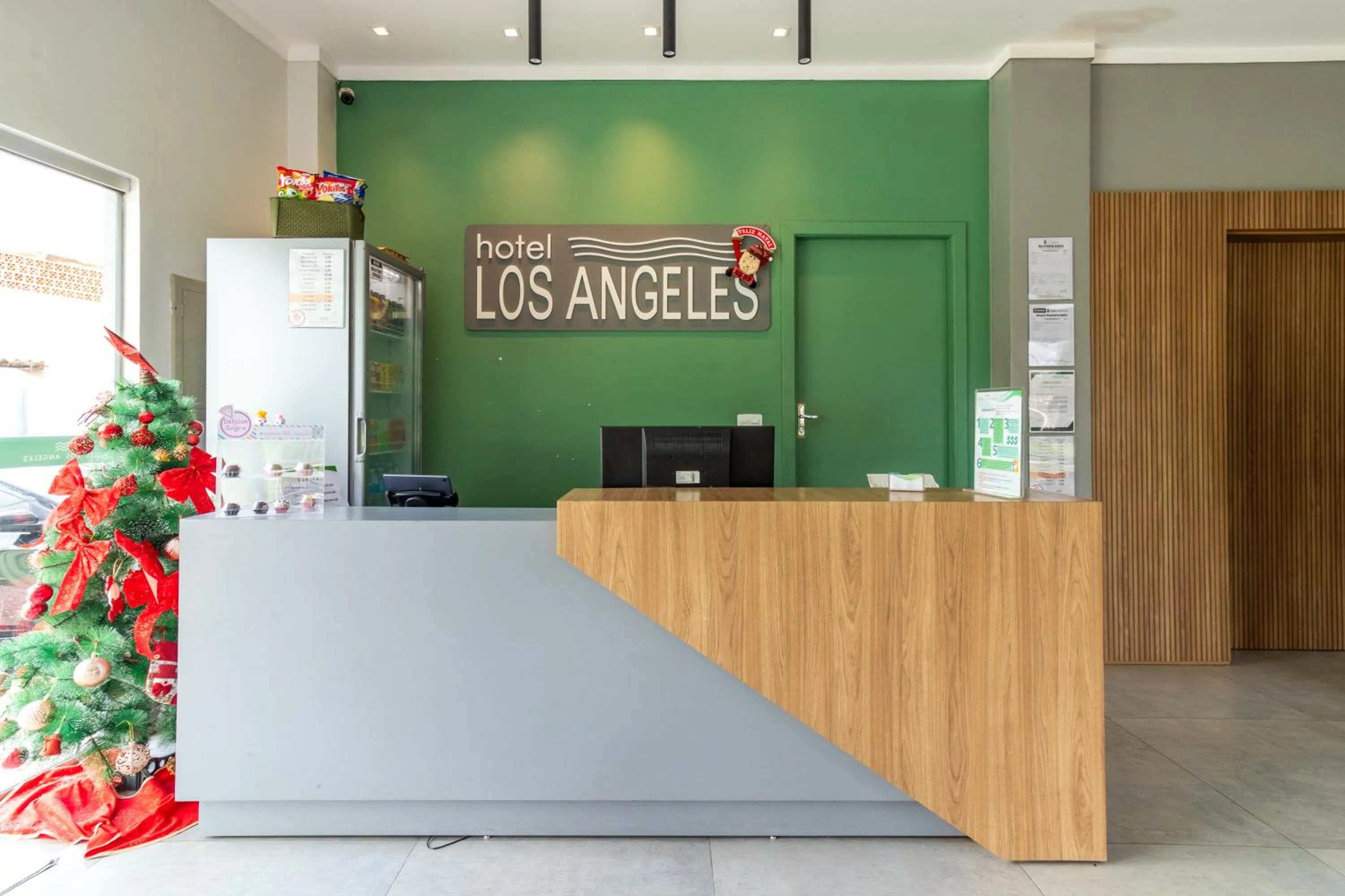 Property logo or sign in Hotel Los Angeles