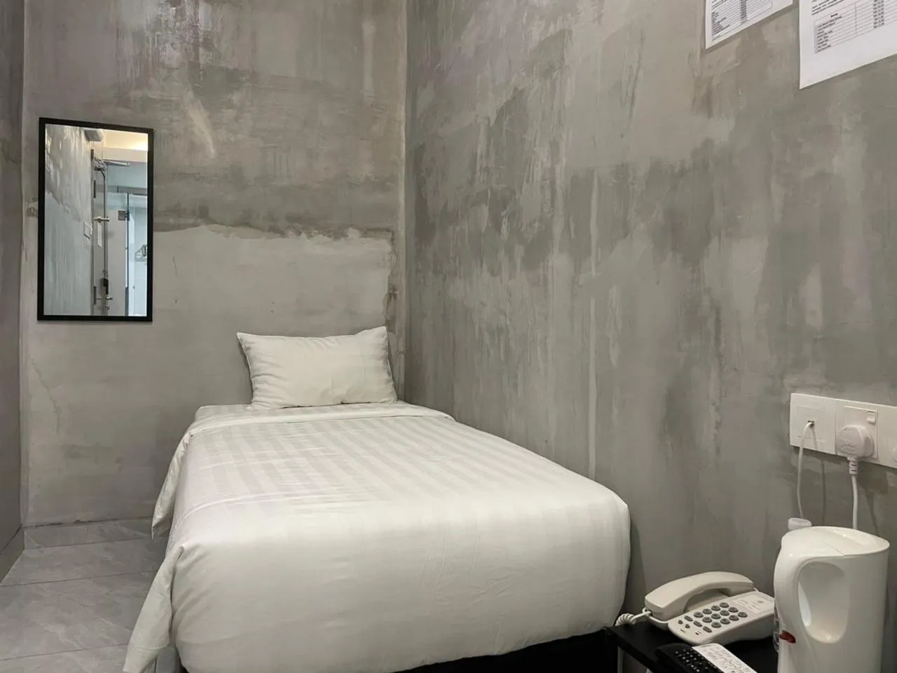 Bedroom, Bed in HPY Hotel