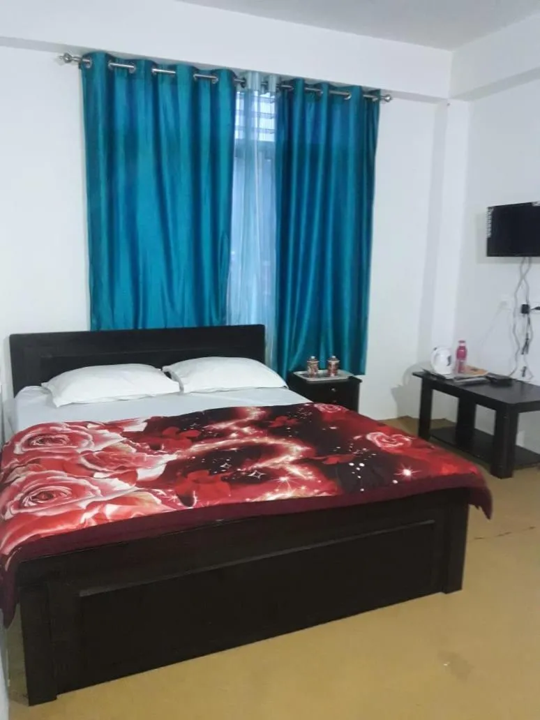 Bed in Hotel Happy Home