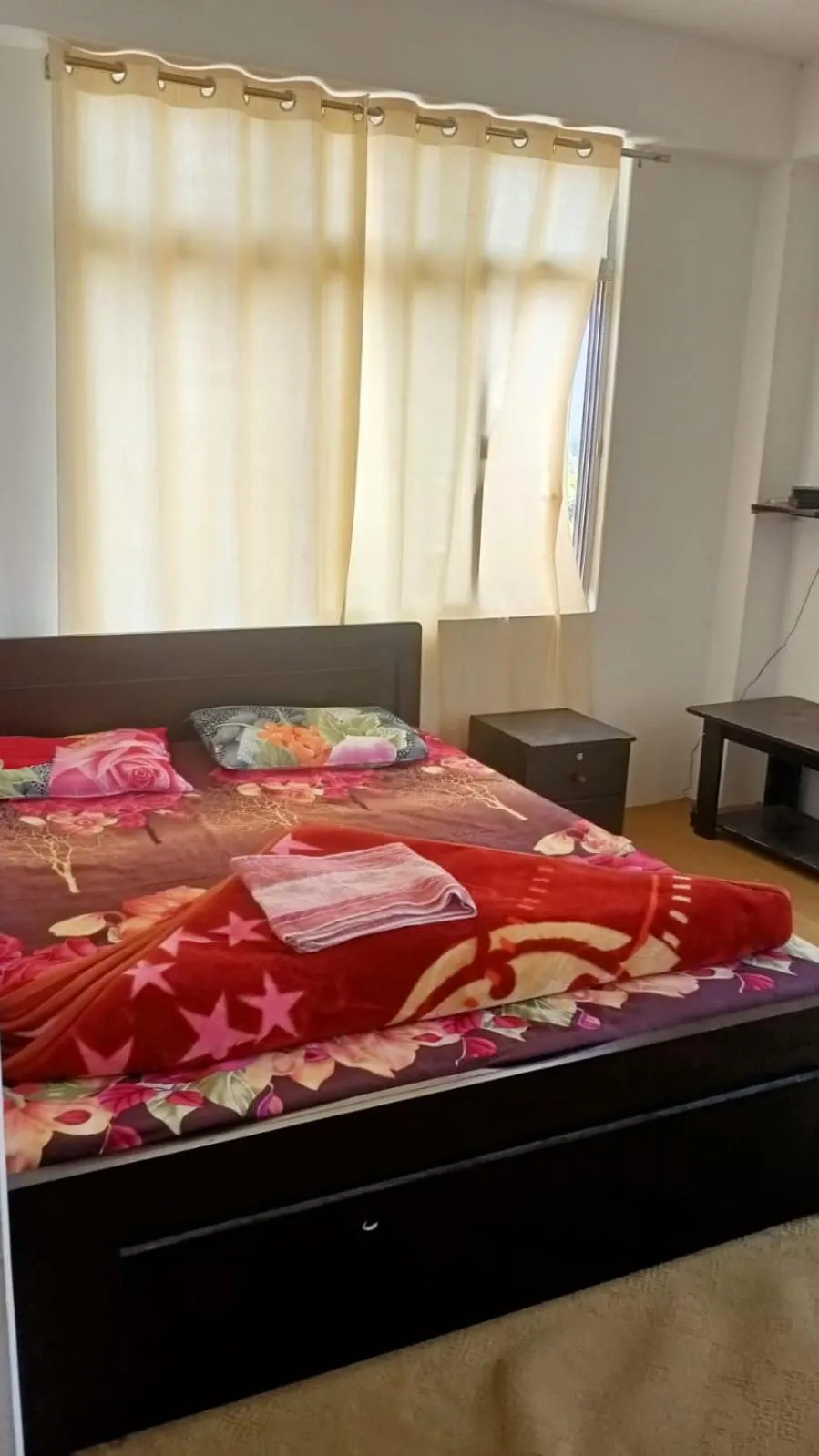 Bed in Hotel Happy Home