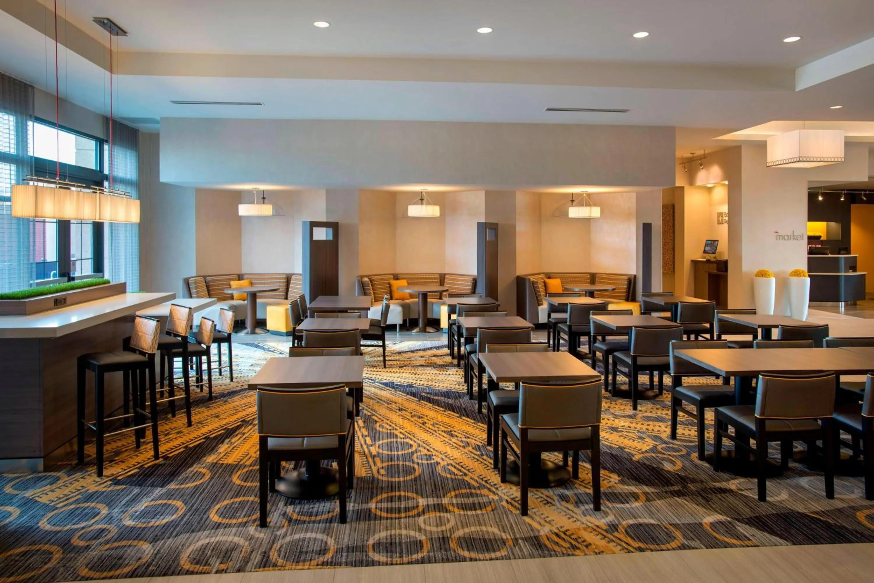 Restaurant/places to eat in Courtyard by Marriott Philadelphia Lansdale