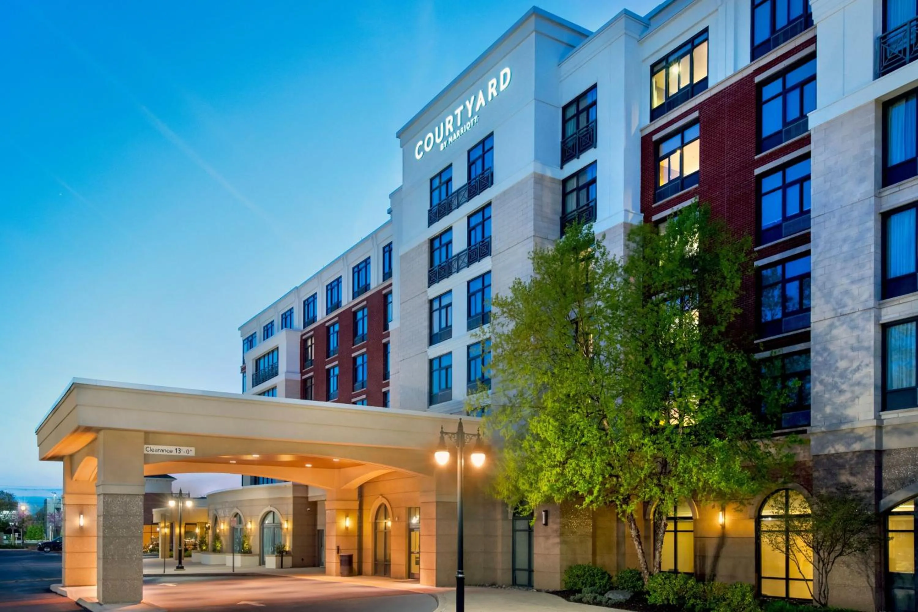 Property building in Courtyard by Marriott Philadelphia Lansdale