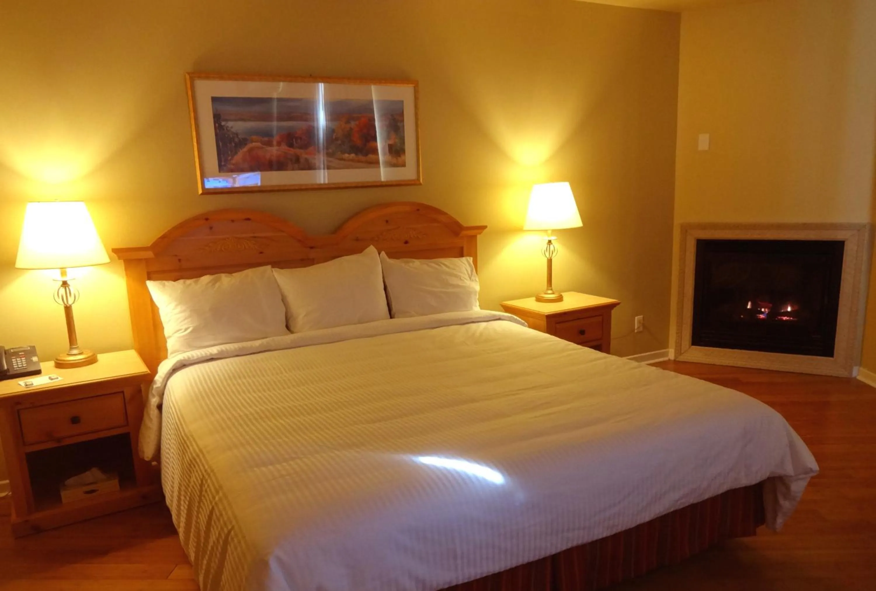 Photo of the whole room, Bed in Hotel Alila