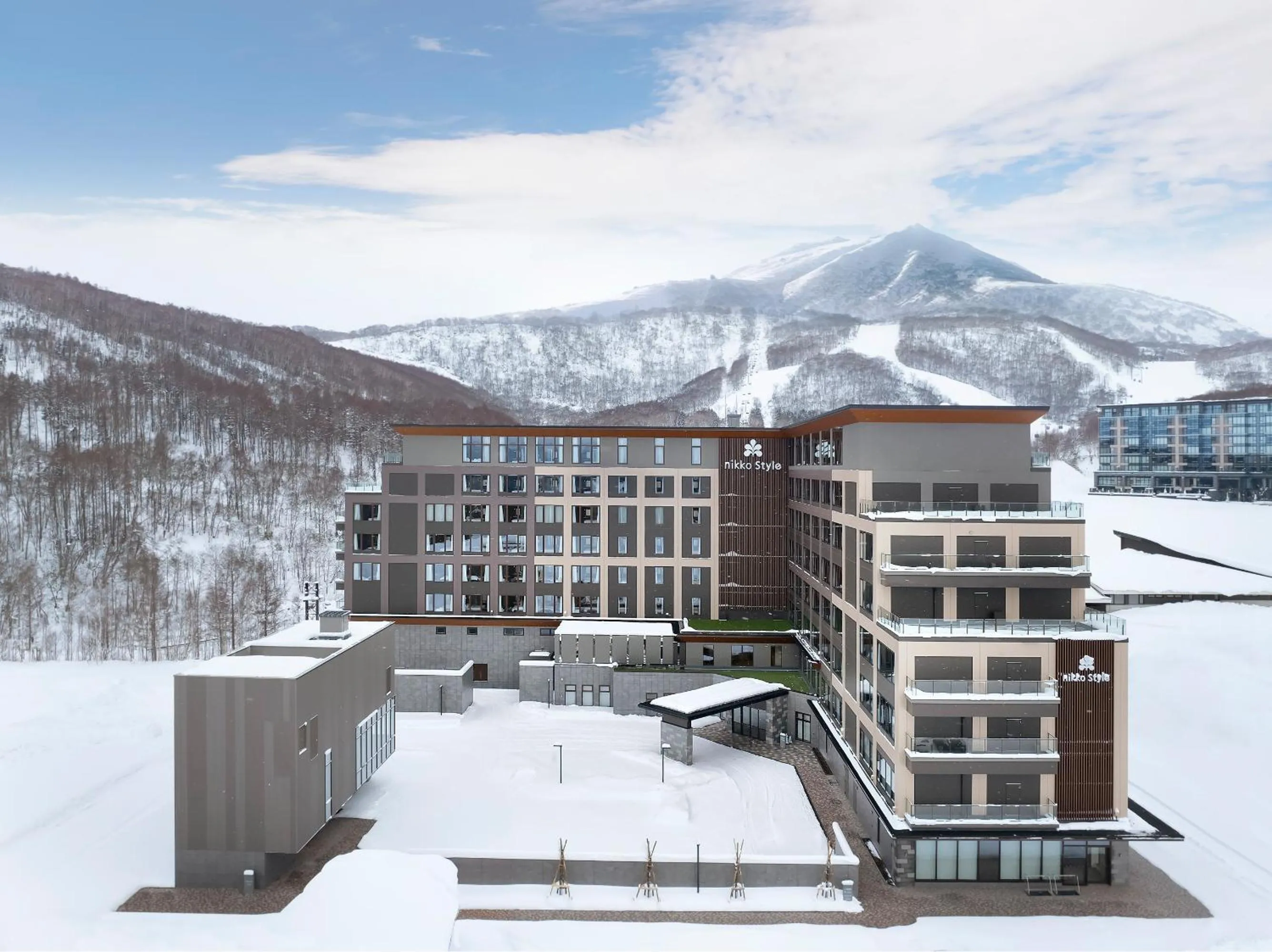 Property building in Nikko Style Niseko HANAZONO