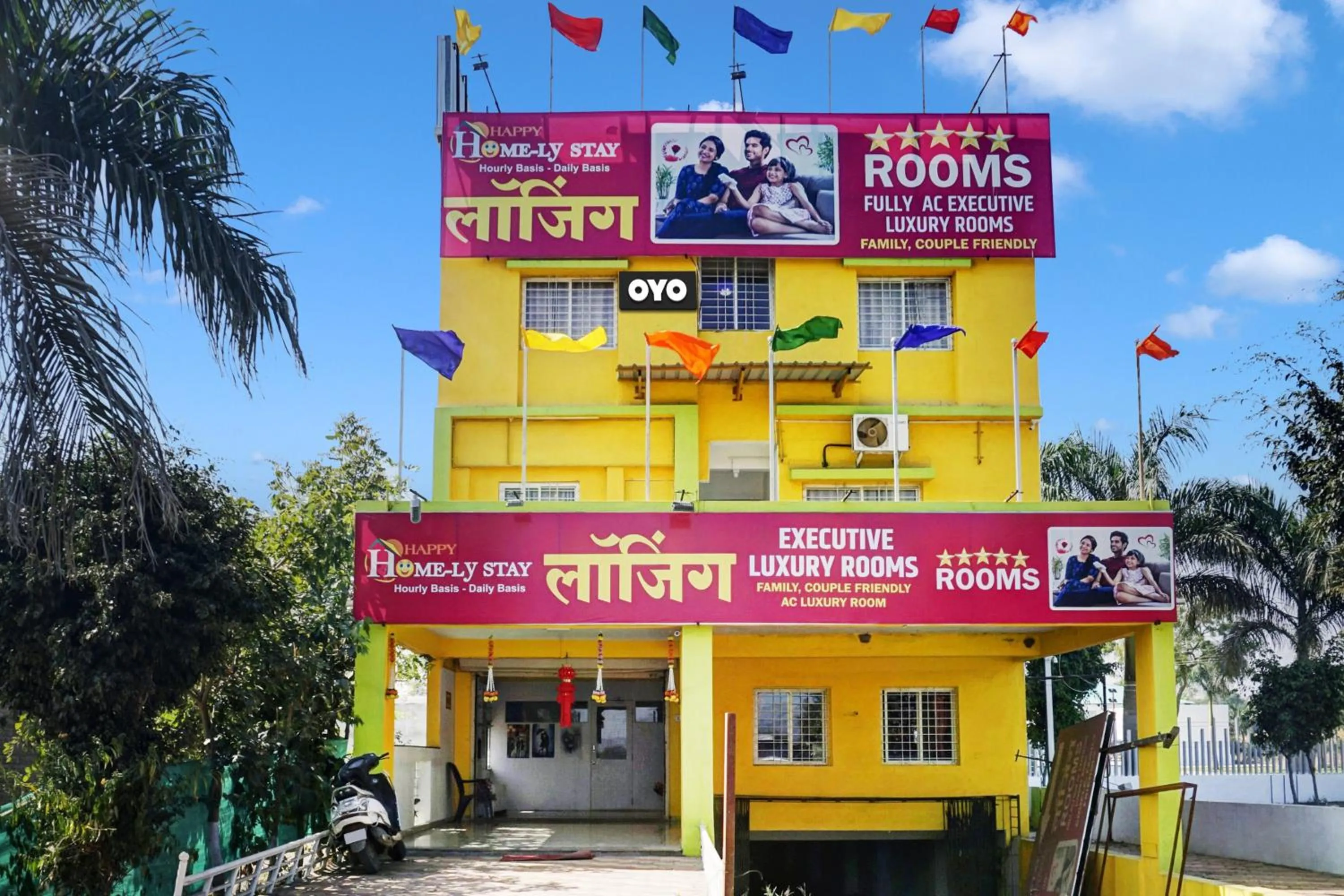 Facade/entrance in Hotel O Happy Homely Stay
