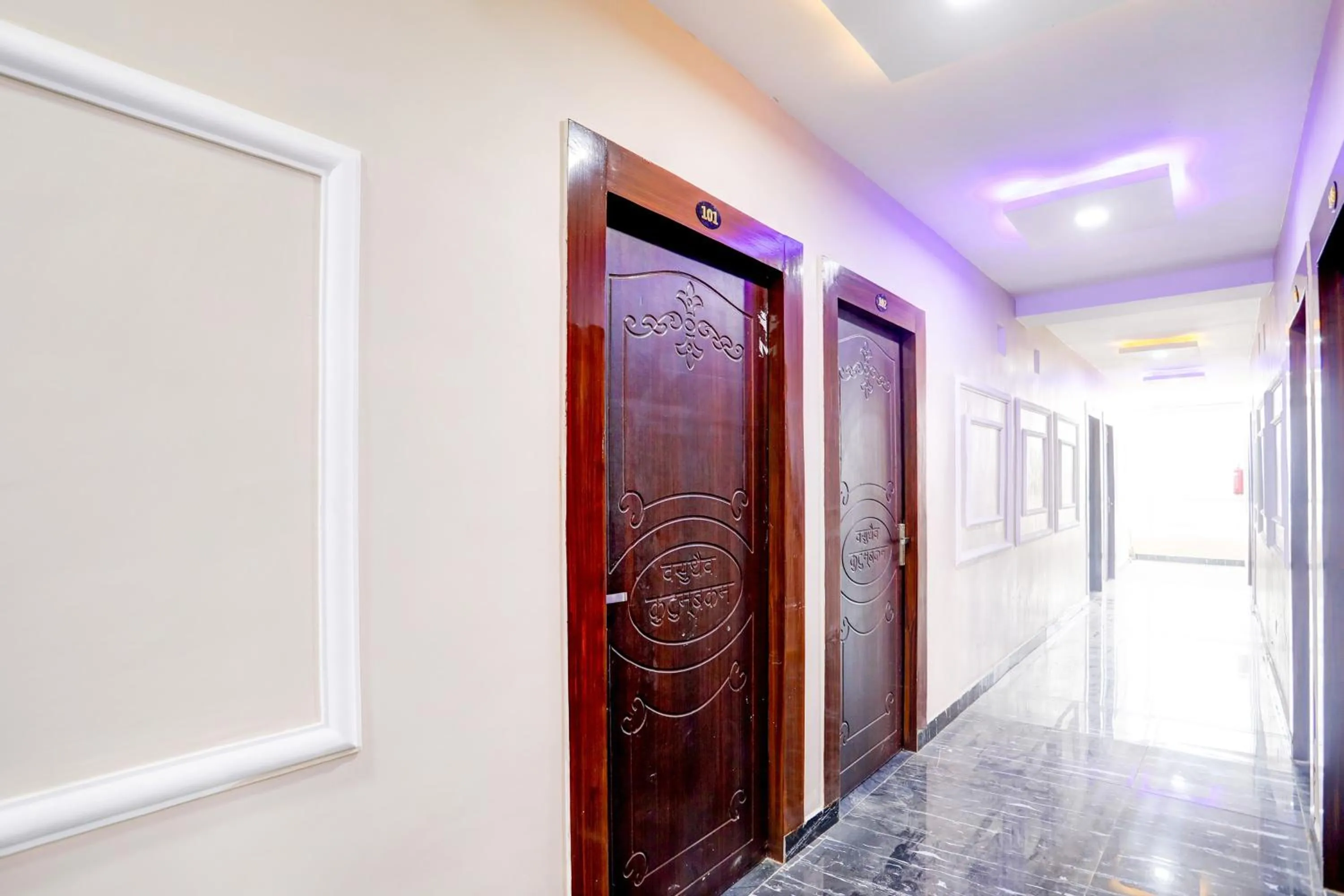Lobby or reception in Hotel O Raisi Residency Hotel