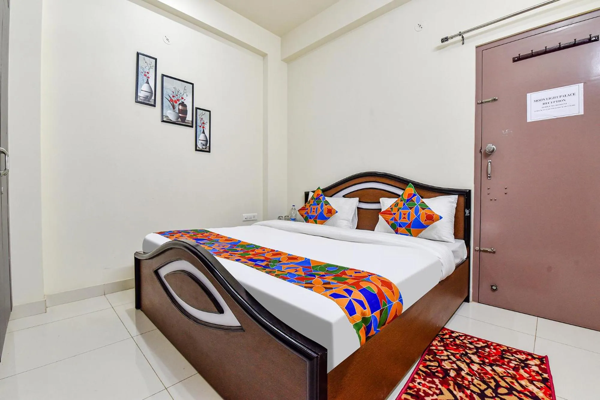 Bed in FabHotel Moon Light Palace