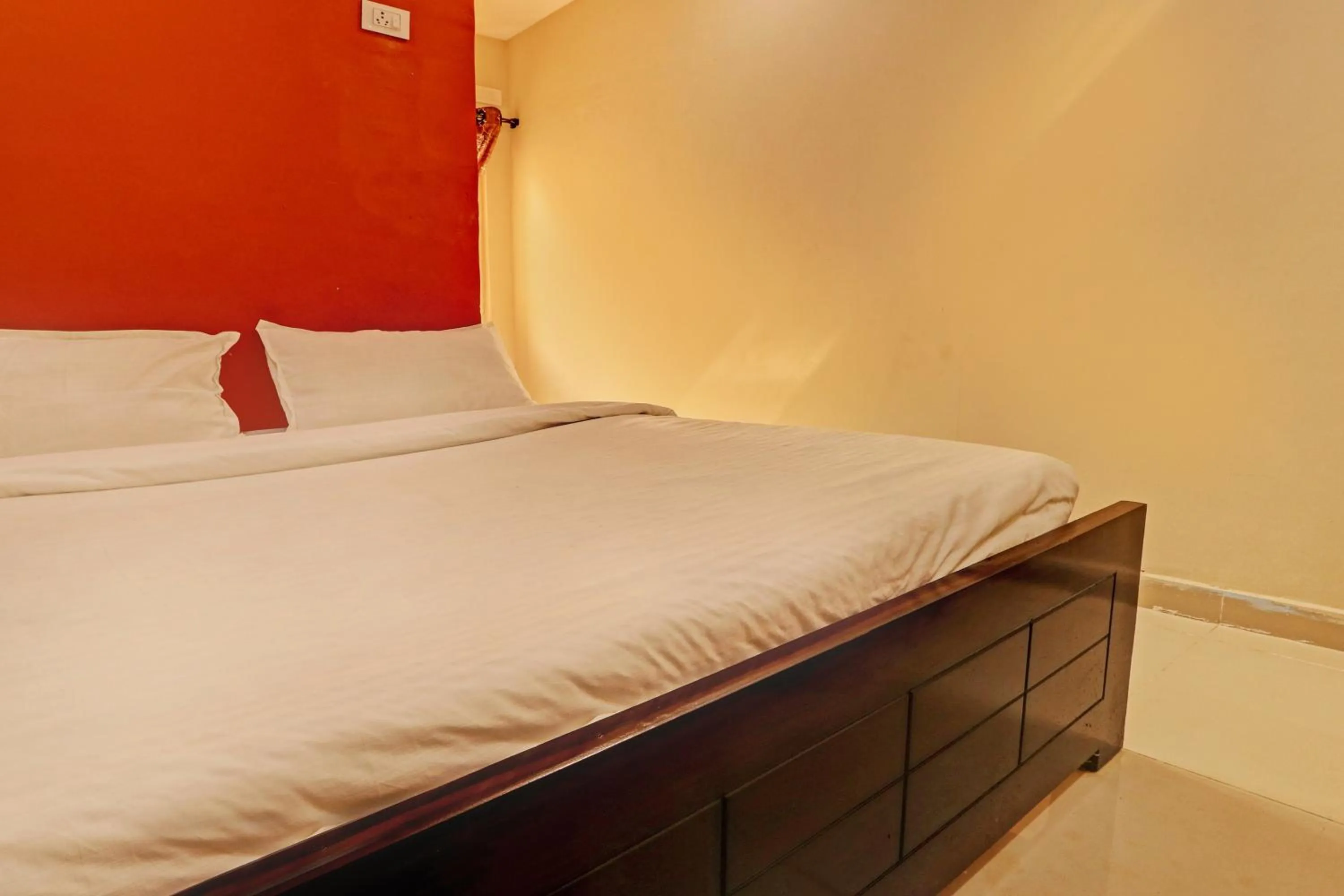 Bedroom in Hotel O Sriman Stay Inn