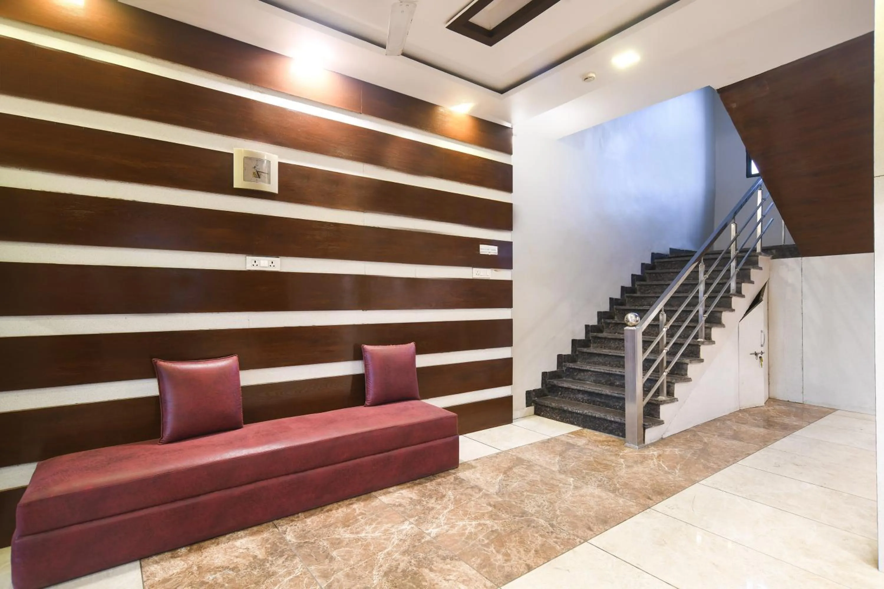 Lobby or reception in Townhouse Prime Stay