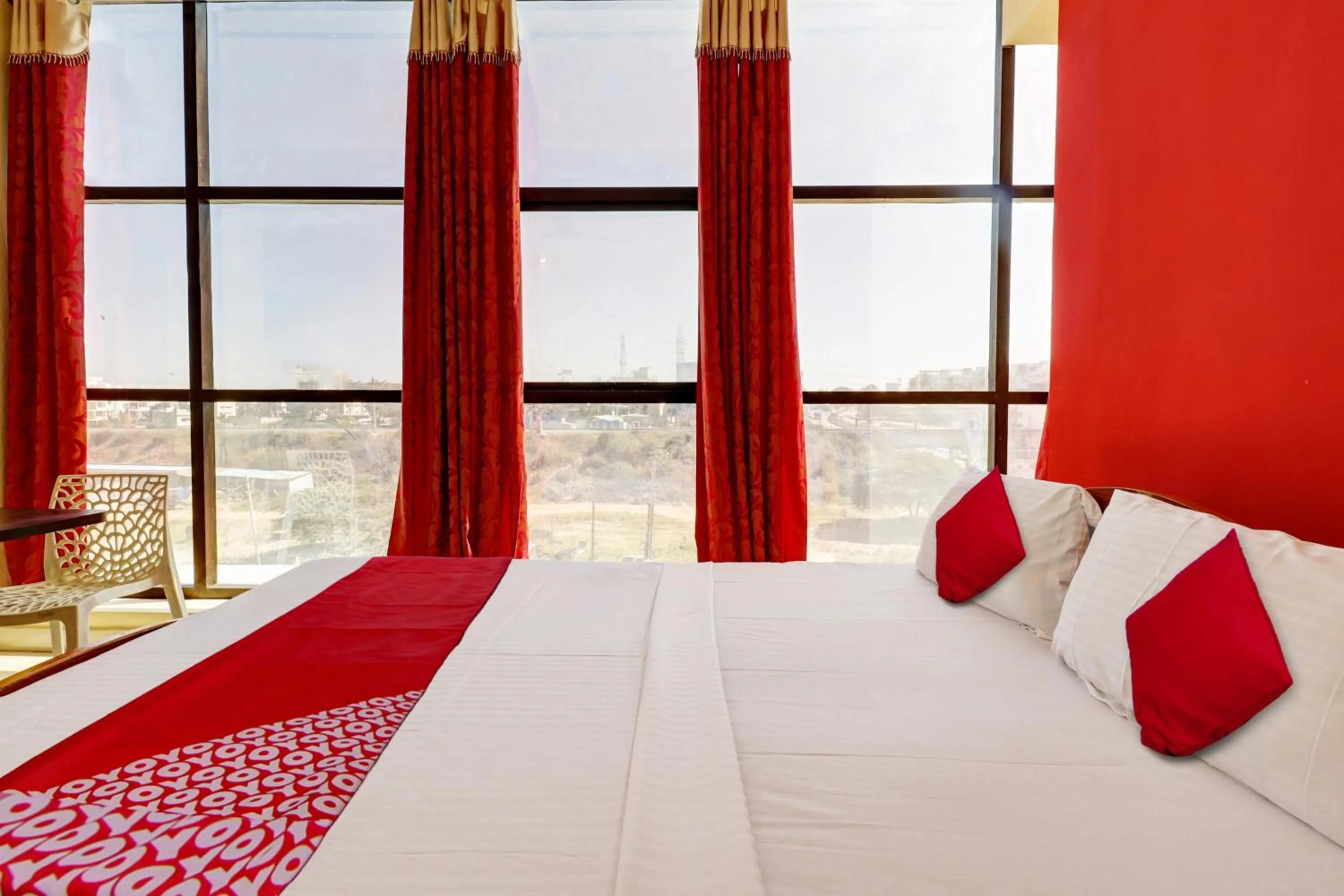 Bedroom, Bed in Hotel O S.L.V Boarding & Lodging