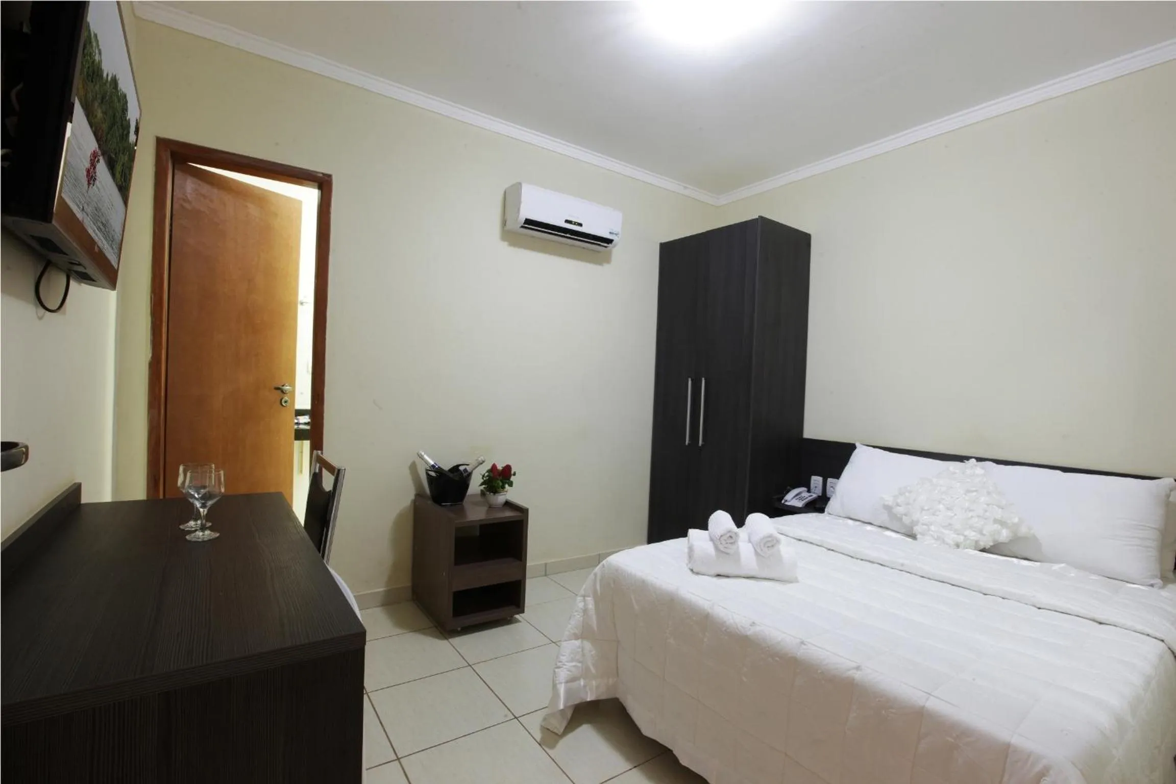 Bed in Amazon Xingu Hotel