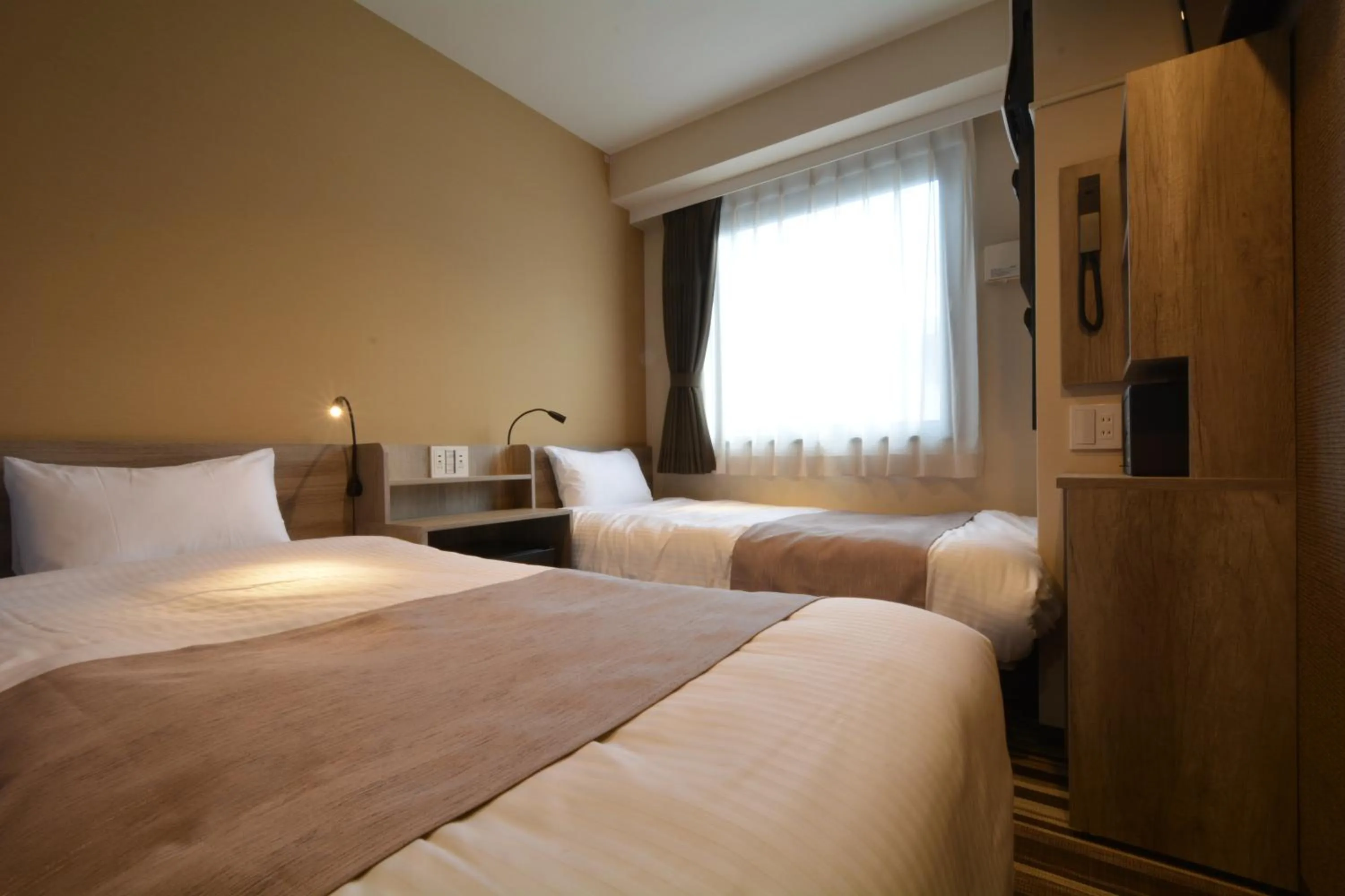 Photo of the whole room, Bed in Hotel Sanrriott Shinsaibashi