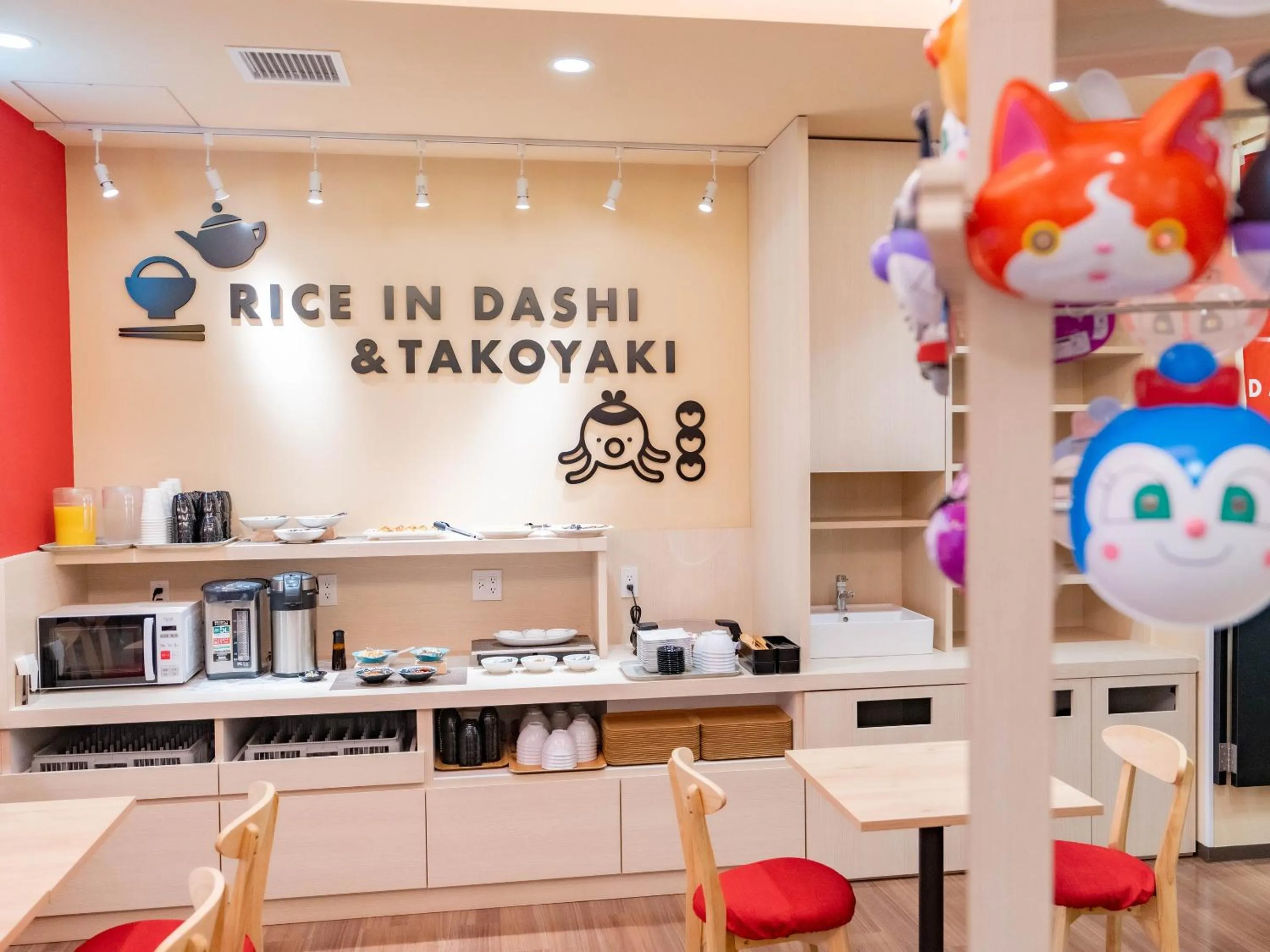 Restaurant/places to eat in Hotel Sanrriott Shinsaibashi