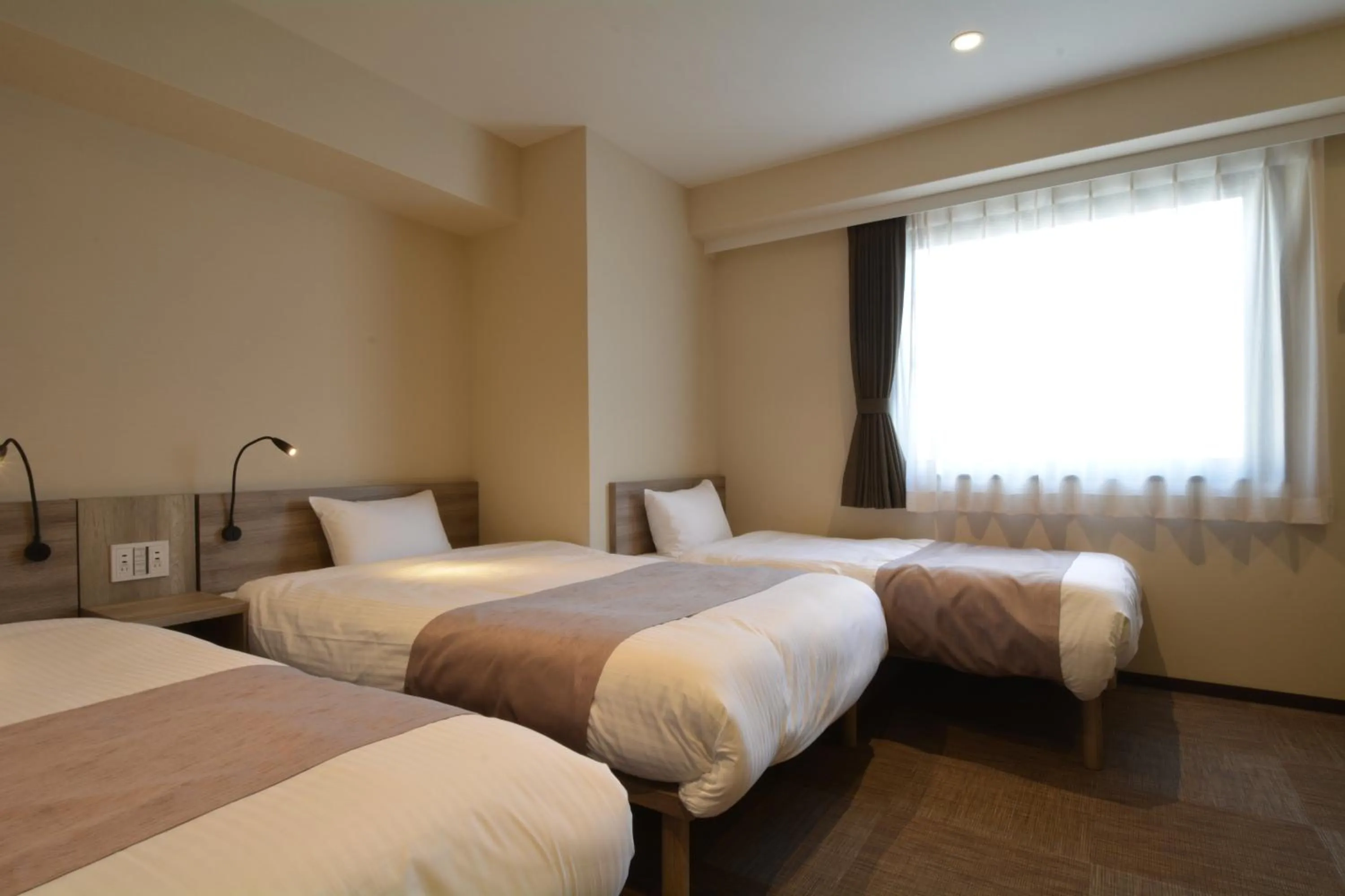Photo of the whole room, Bed in Hotel Sanrriott Shinsaibashi