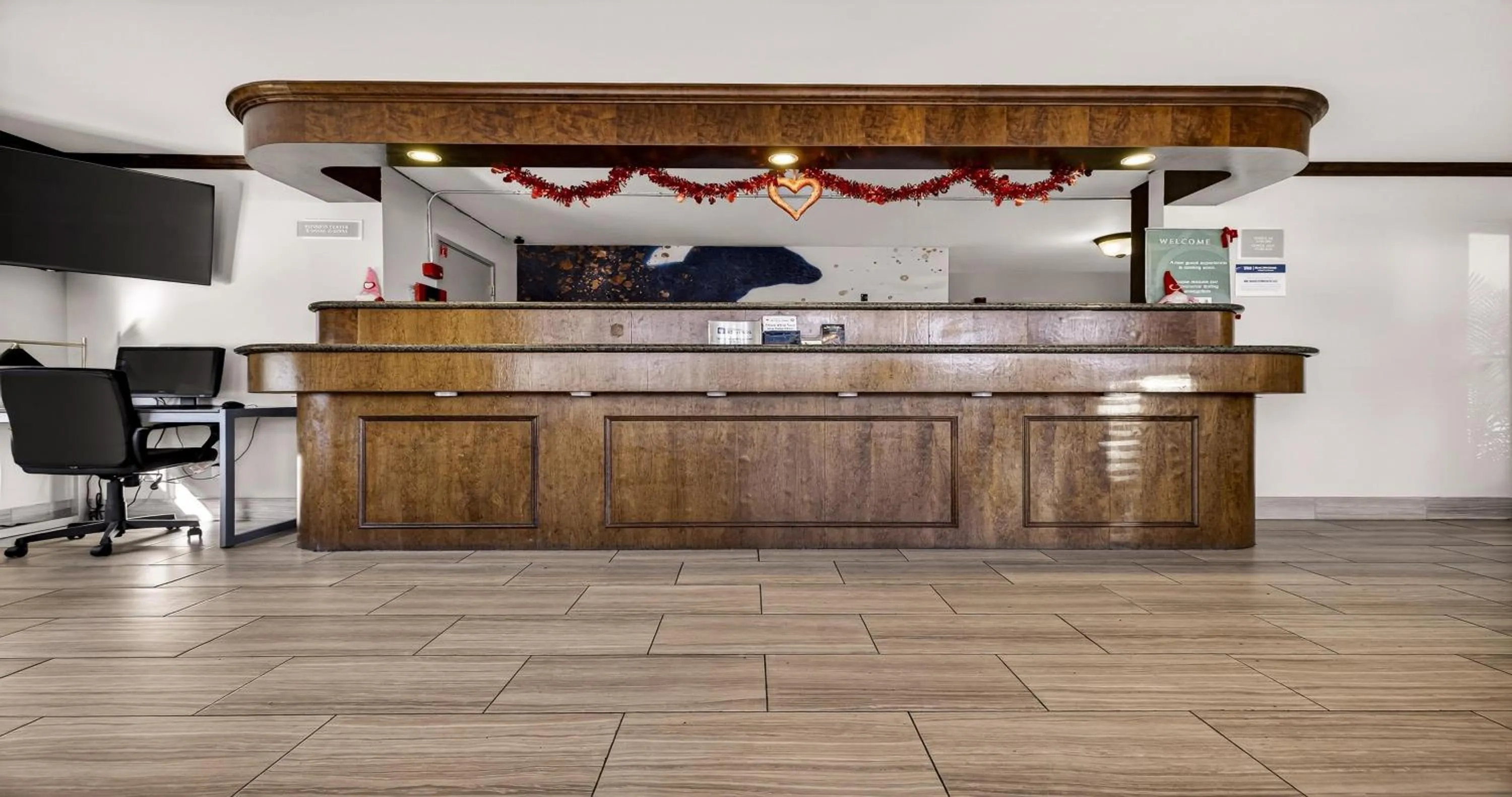 Lobby or reception in Best Western Amador Inn