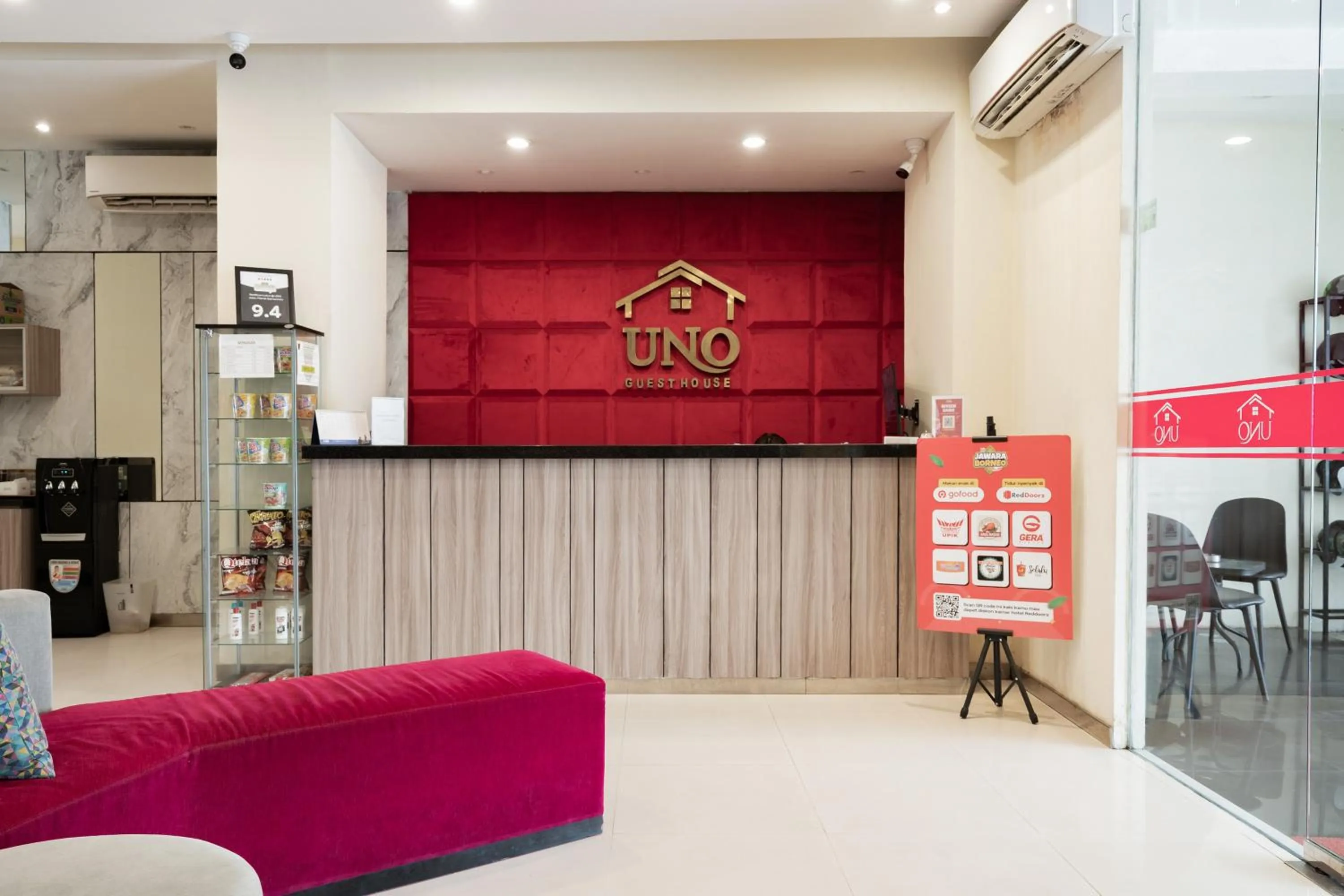 Lobby or reception in RedDoorz Plus @ UNO Jalan Merak Samarinda