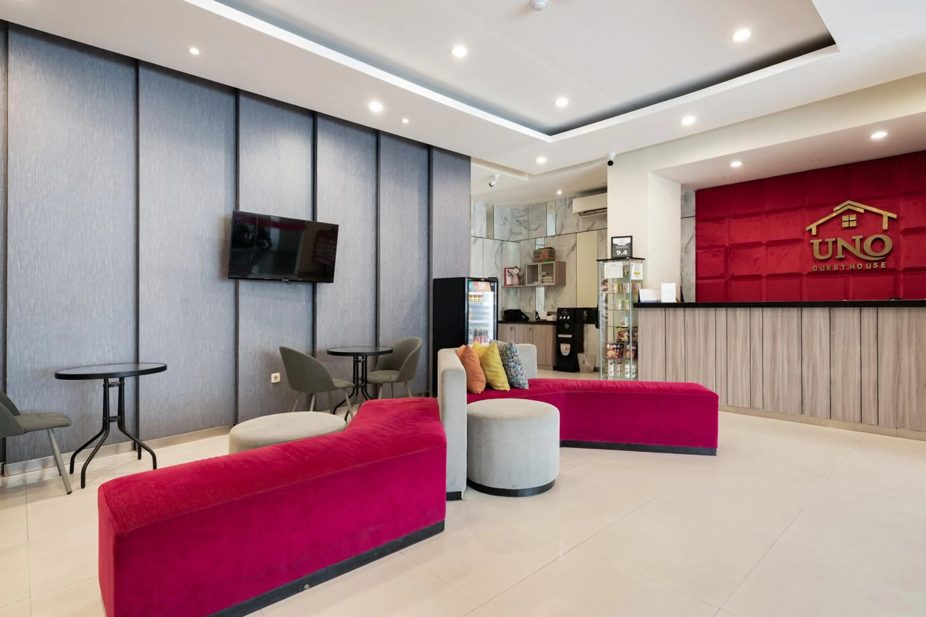Lobby or reception in RedDoorz Plus @ UNO Jalan Merak Samarinda