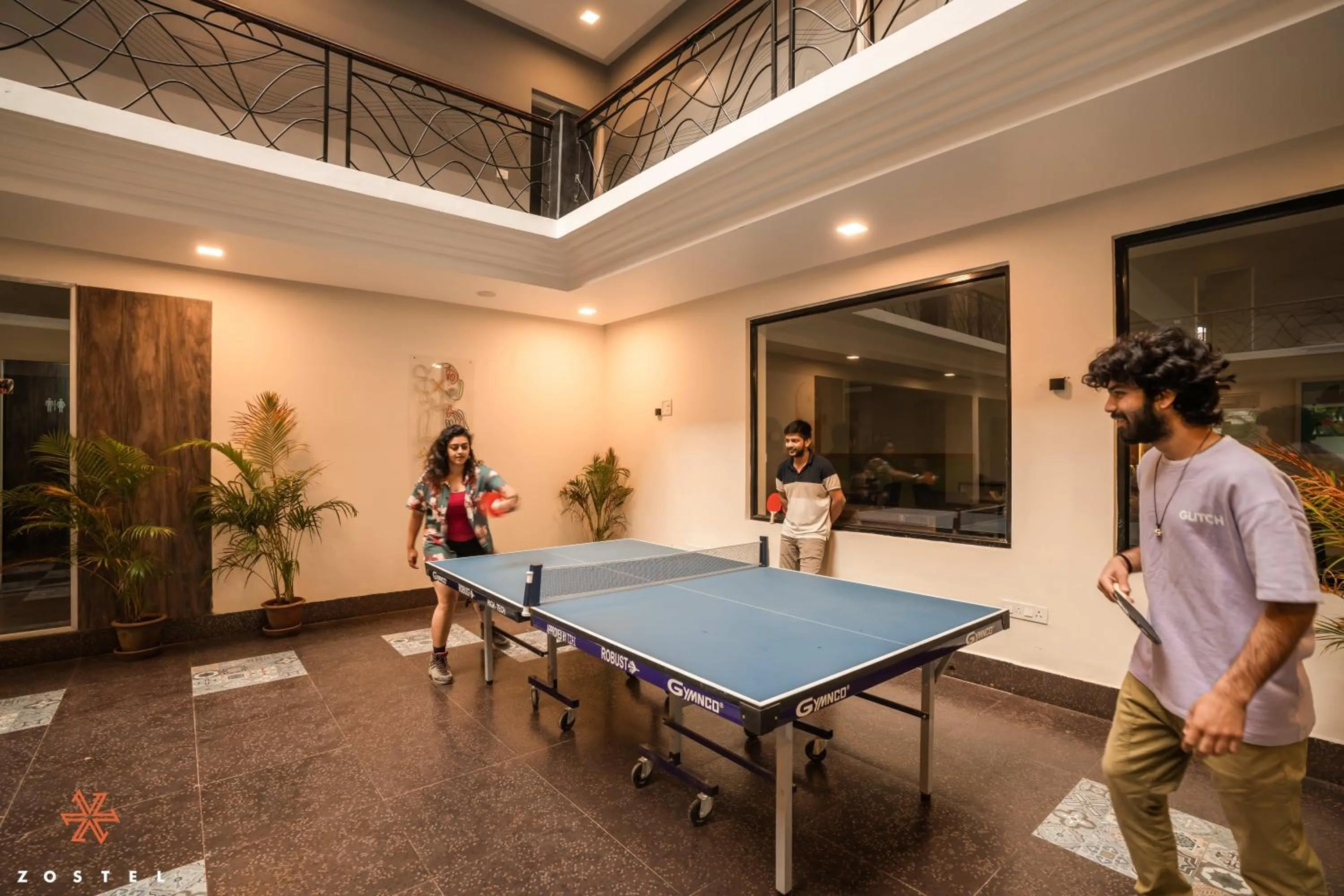 Communal lounge/ TV room in Zostel Goa, Anjuna