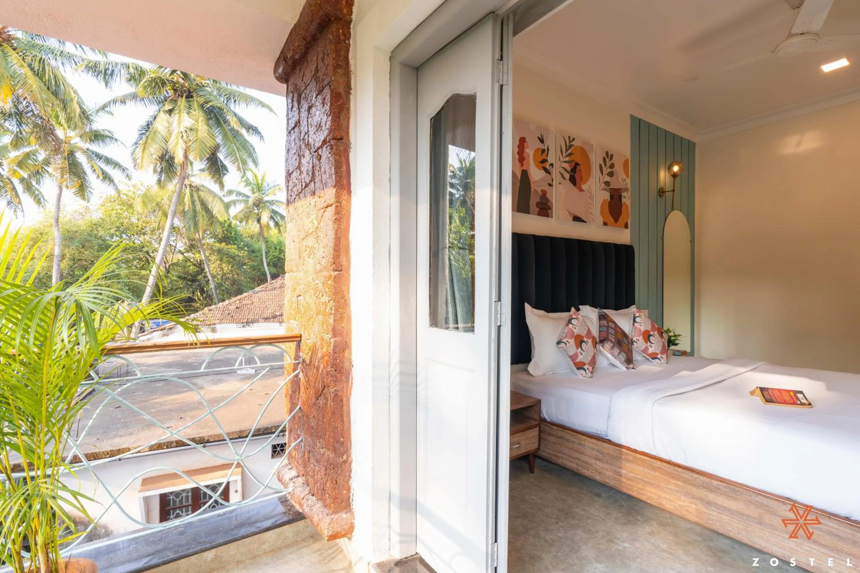 Balcony/Terrace, Bed in Zostel Goa, Anjuna