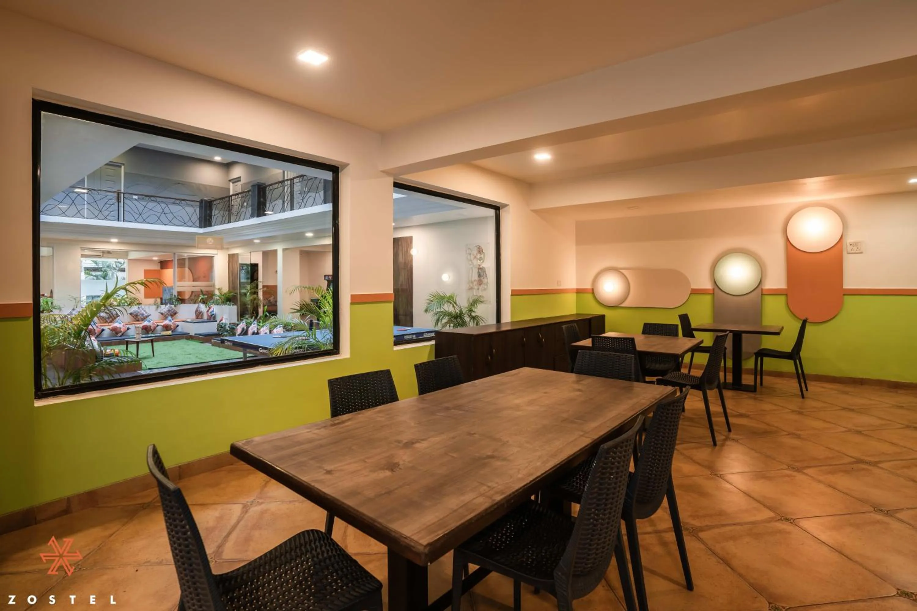 Communal lounge/ TV room in Zostel Goa, Anjuna