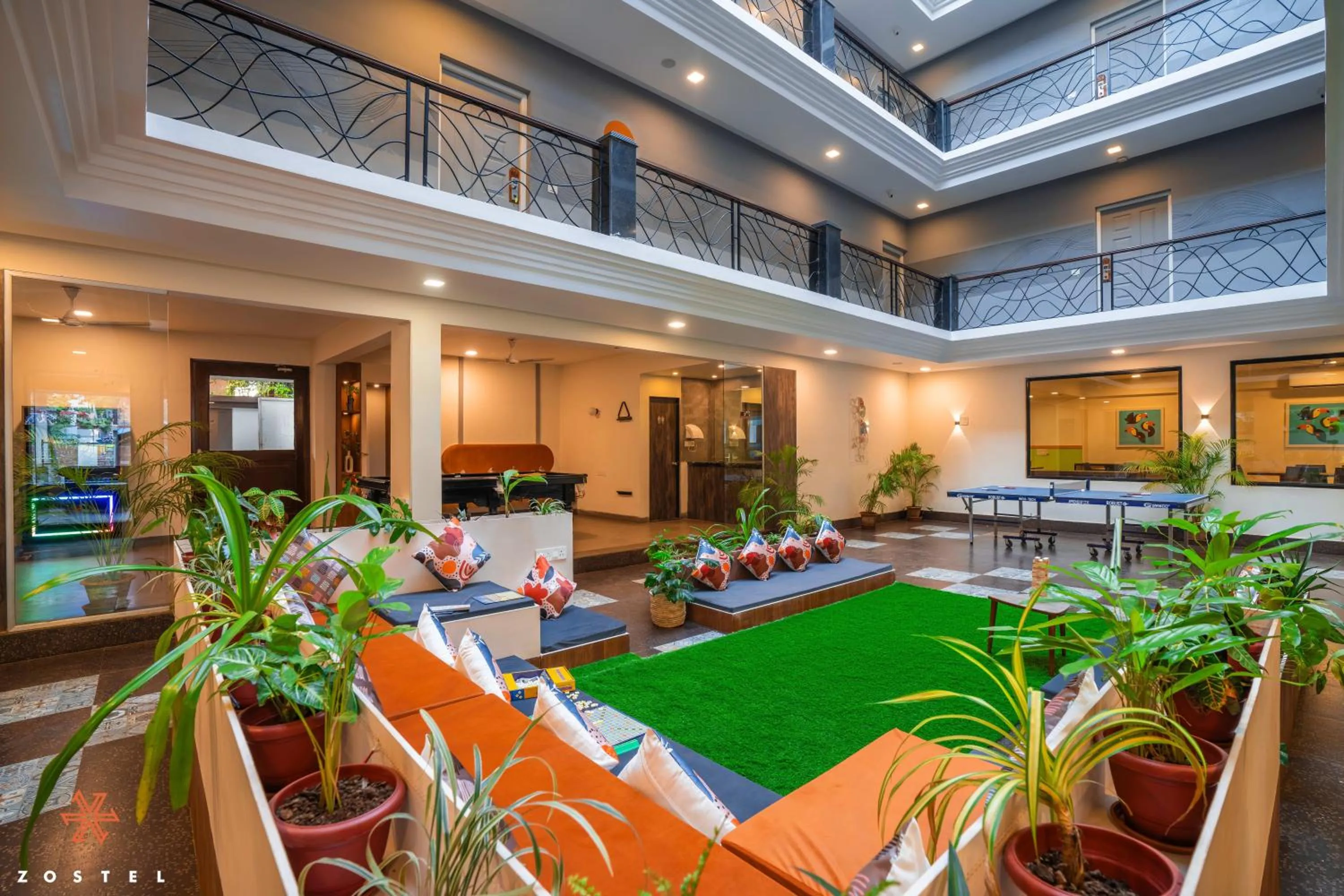 Communal lounge/ TV room in Zostel Goa, Anjuna