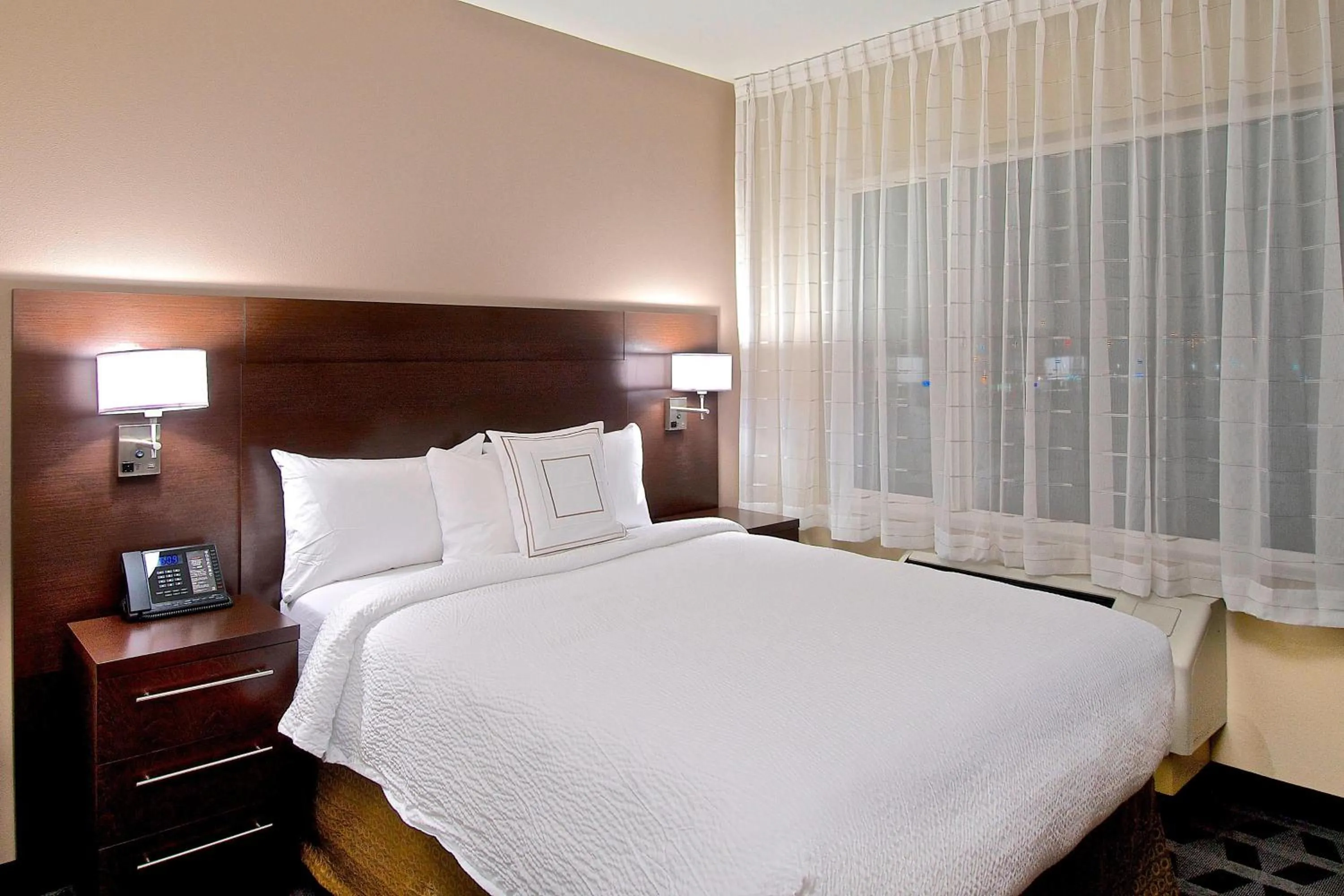 Bedroom, Bed in TownePlace Suites by Marriott Anchorage Midtown