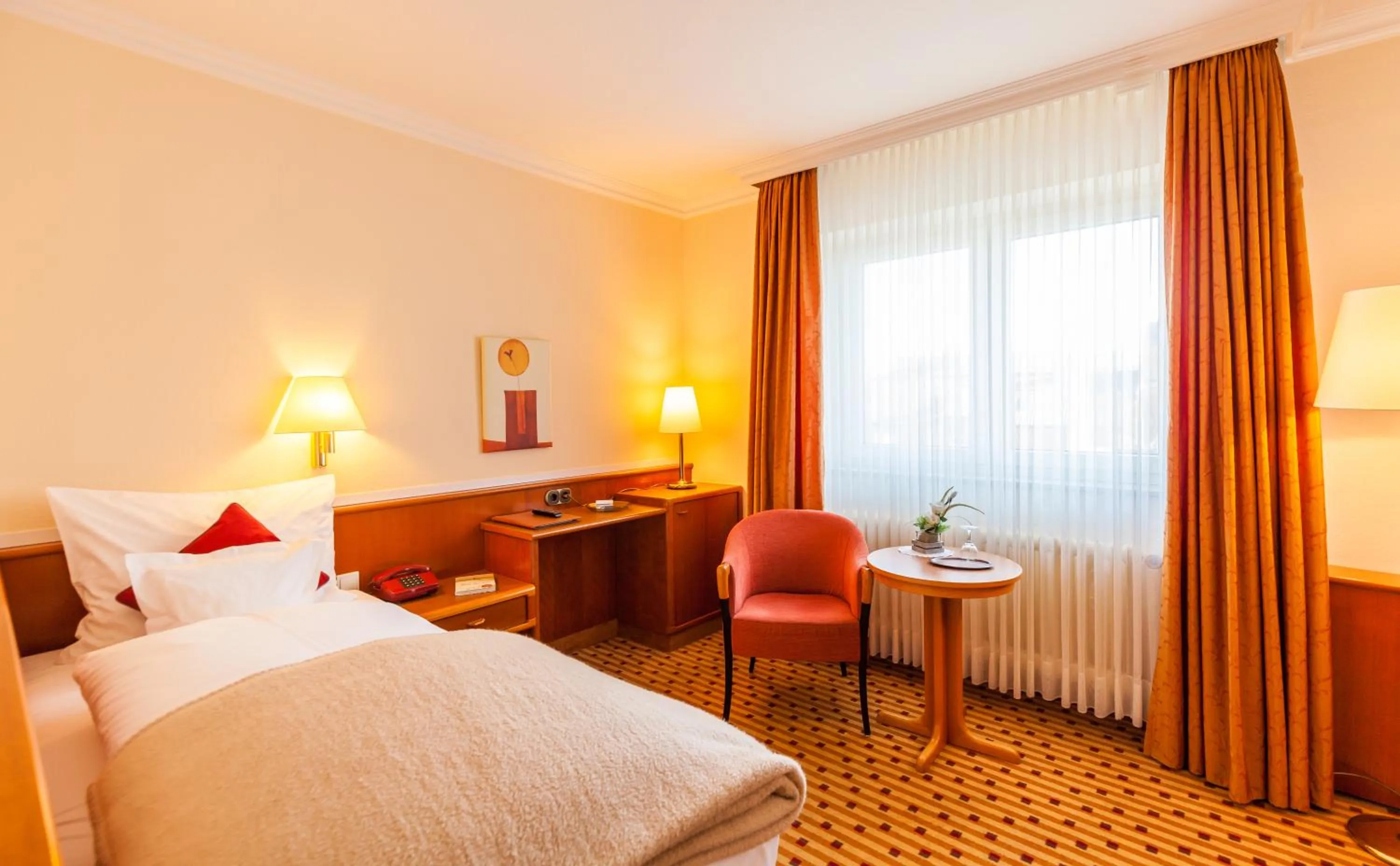 Photo of the whole room, Bed in Hotel Friese