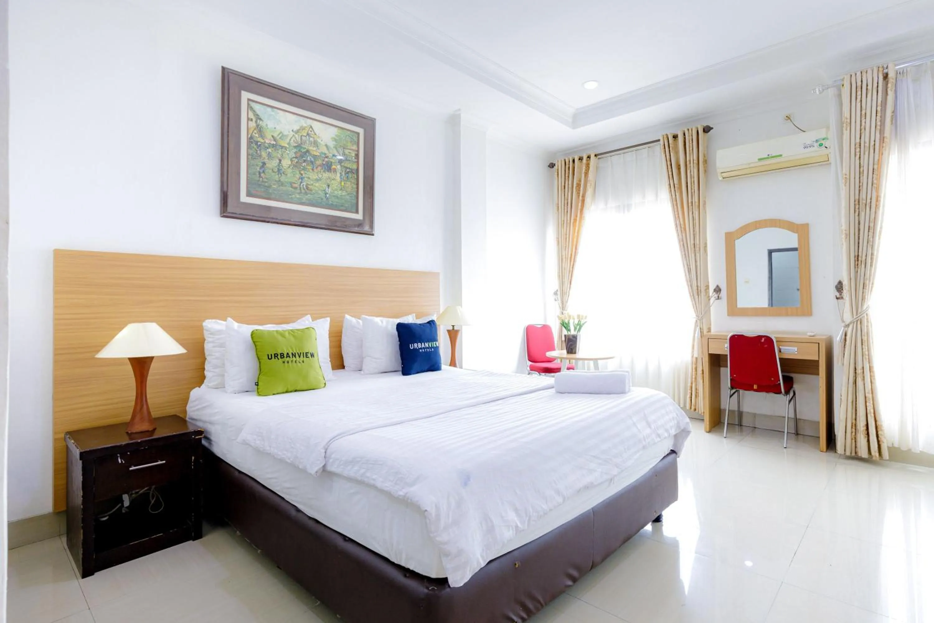Bedroom, Bed in Urbanview SRB near Mall Ciputra Cibubur by RedDoorz