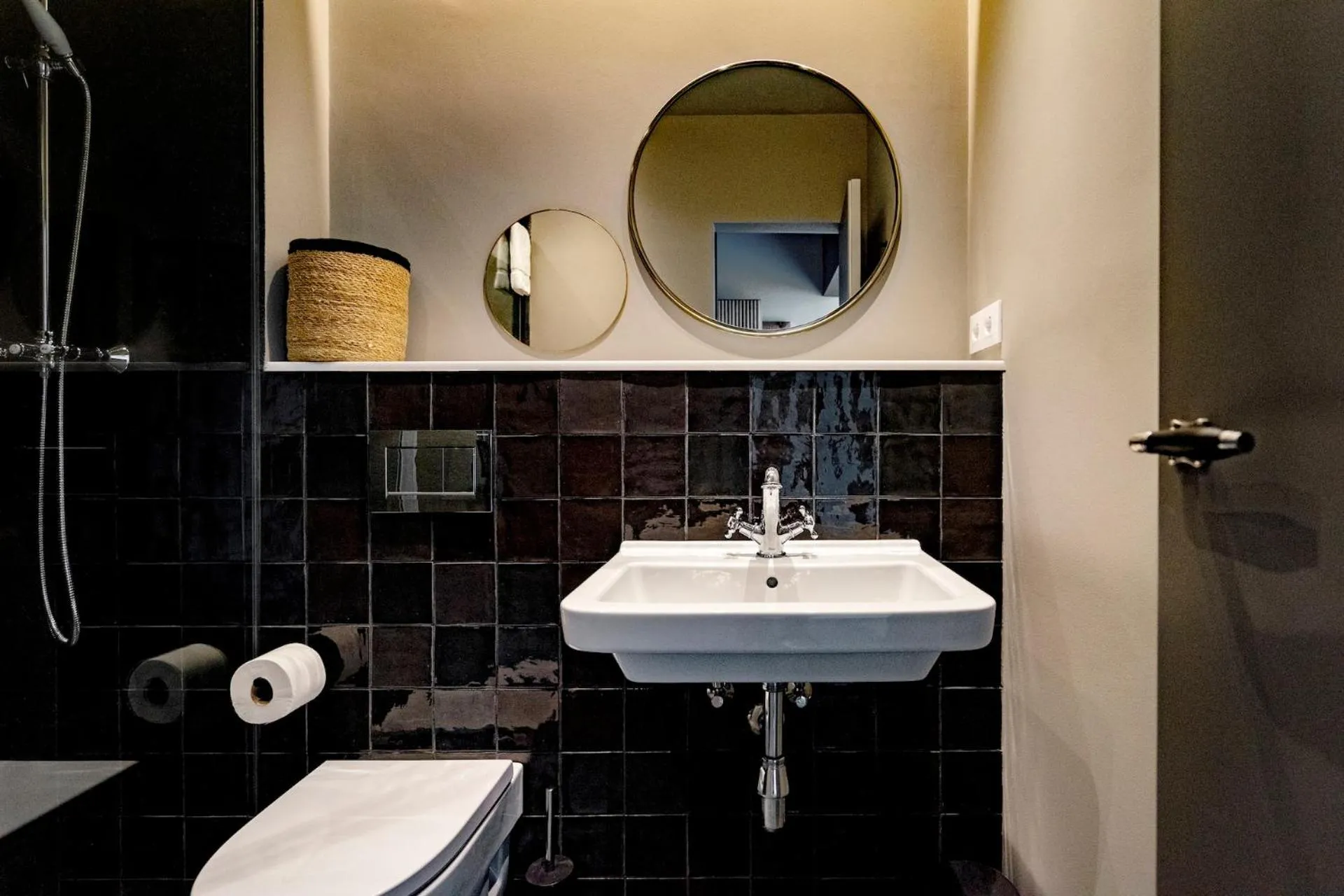 Bathroom in Hostal Porxos Garden
