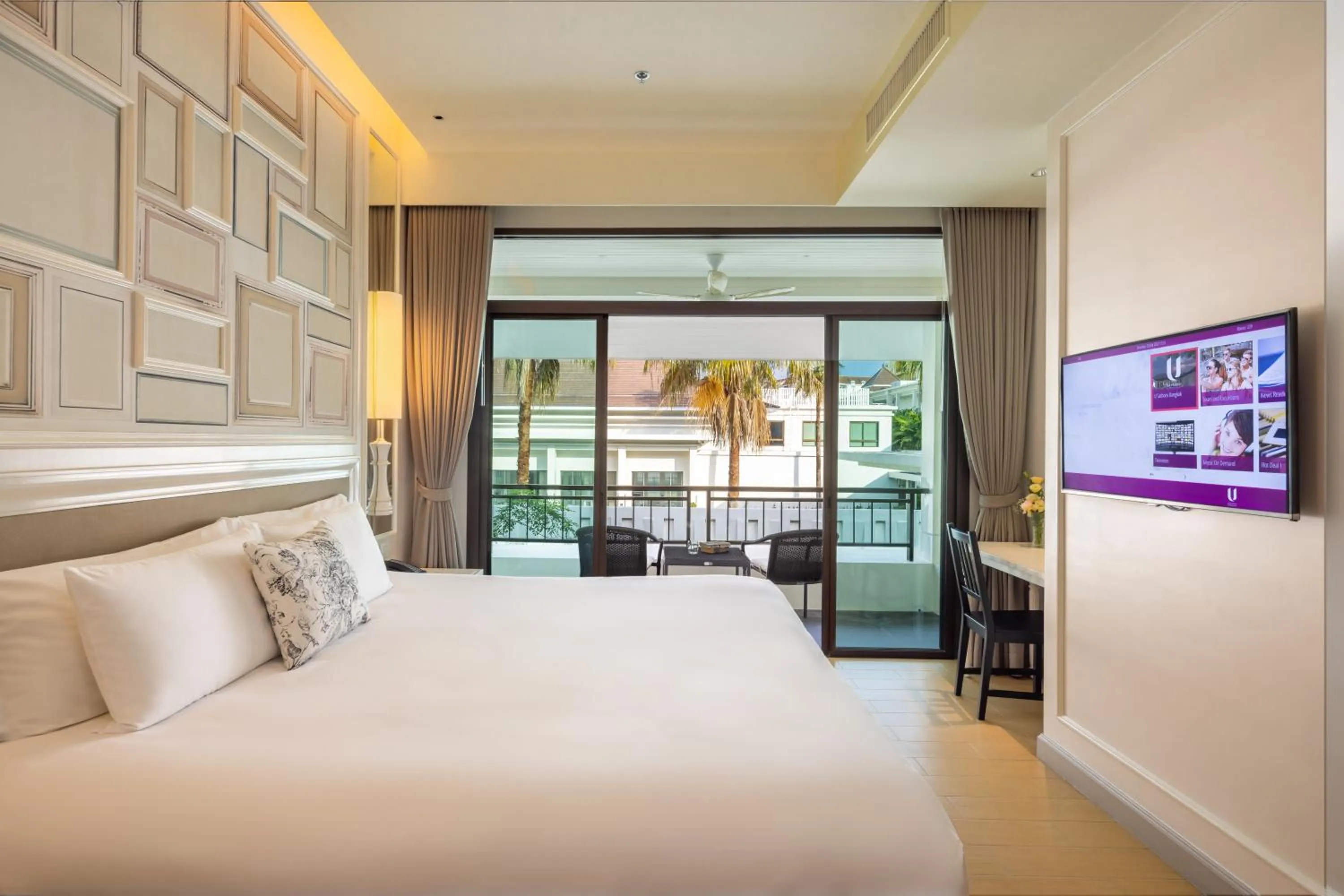 Balcony/Terrace, Bed in U Sathorn Bangkok