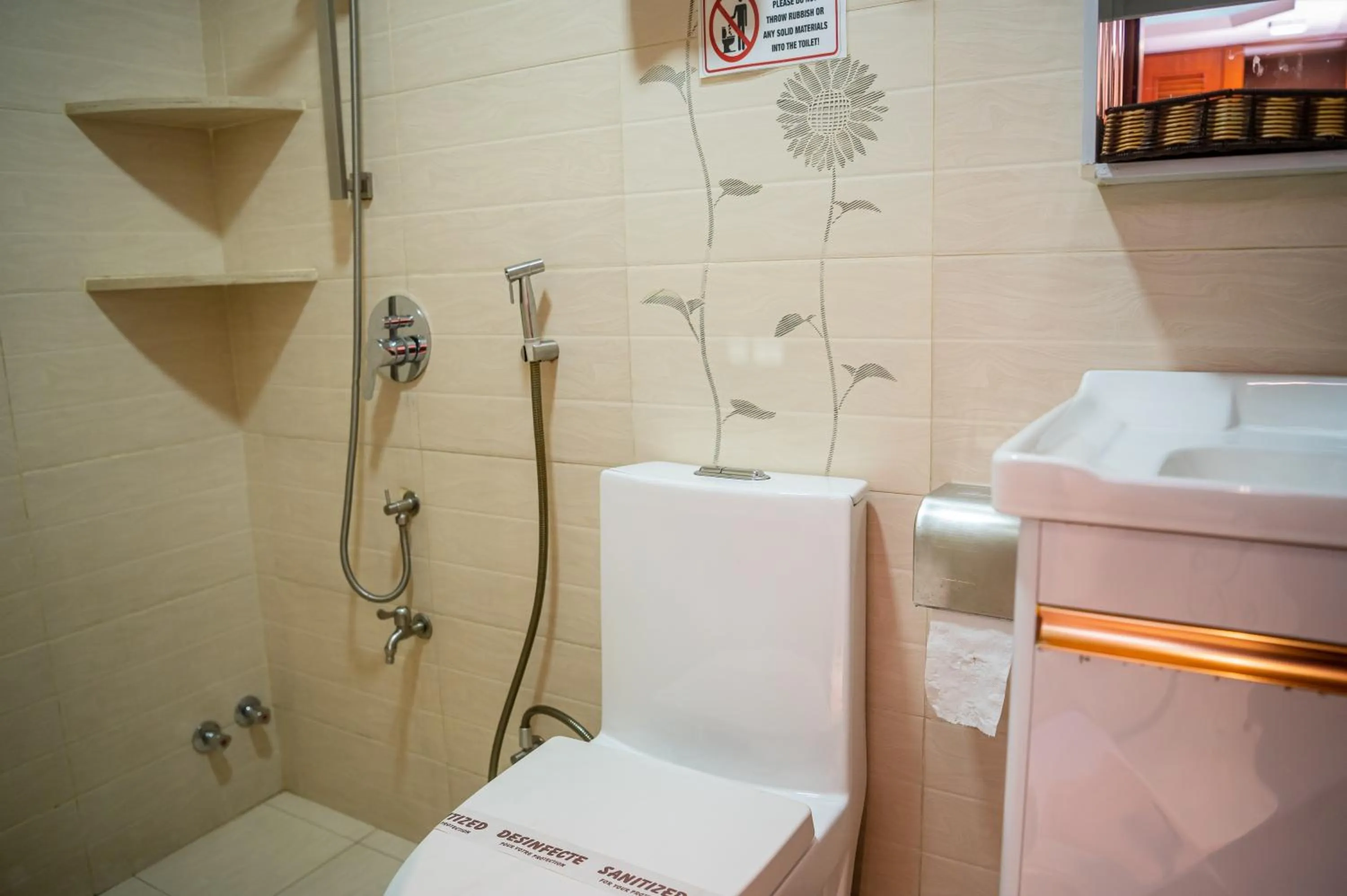 Bathroom in ZAN Lodge