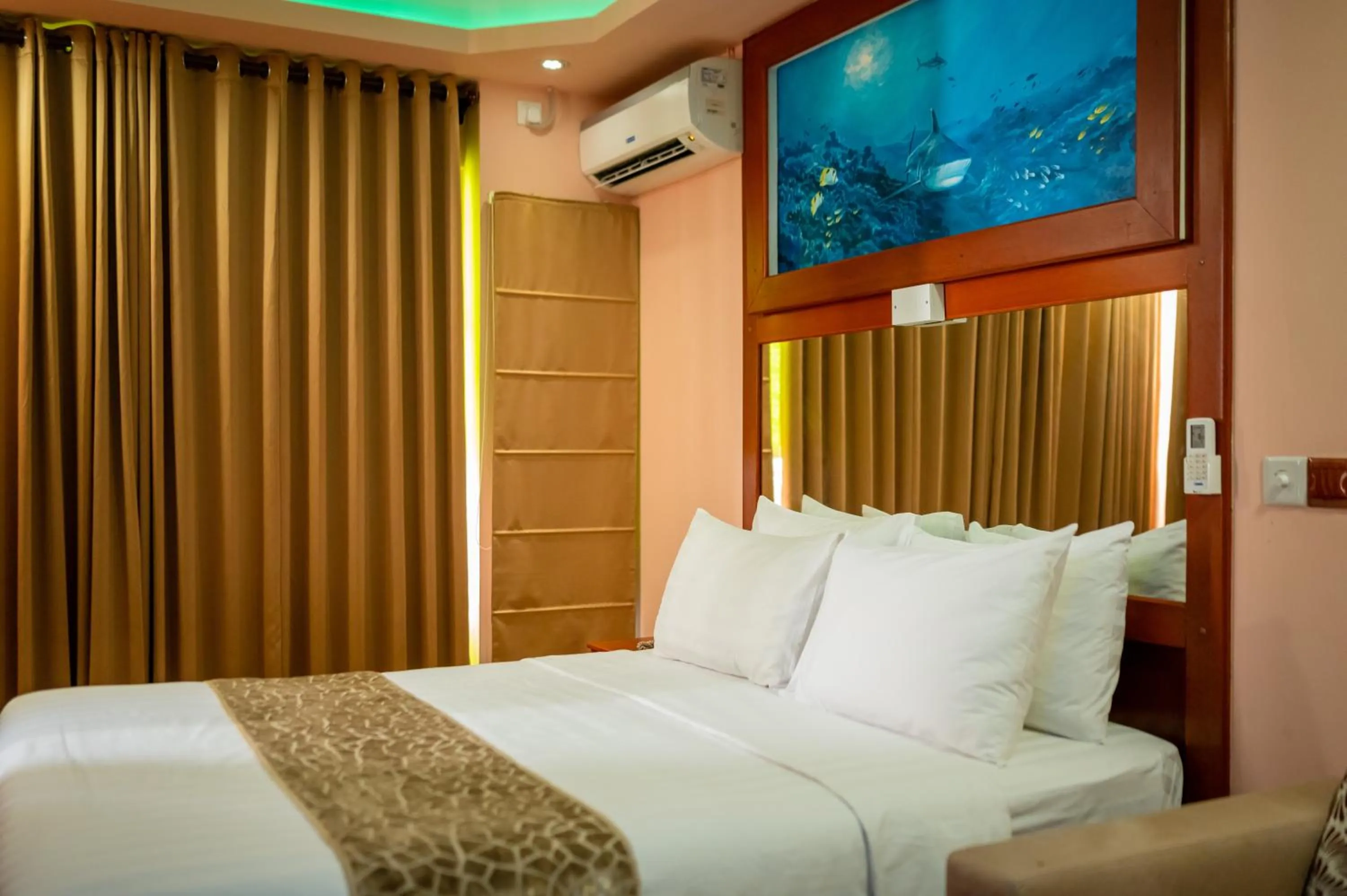 Bedroom, Bed in ZAN Lodge