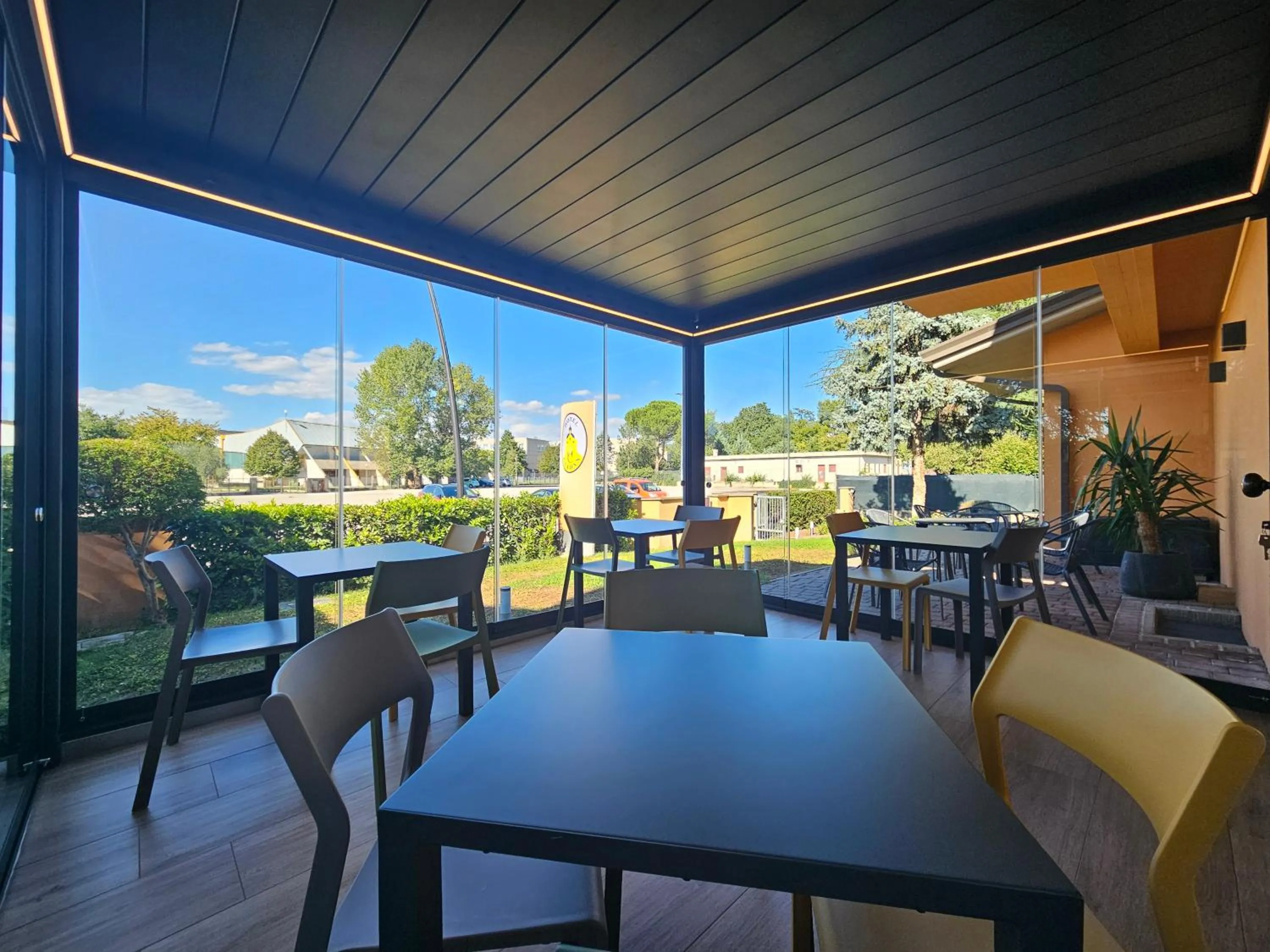 Seating area in Hotel Cladan