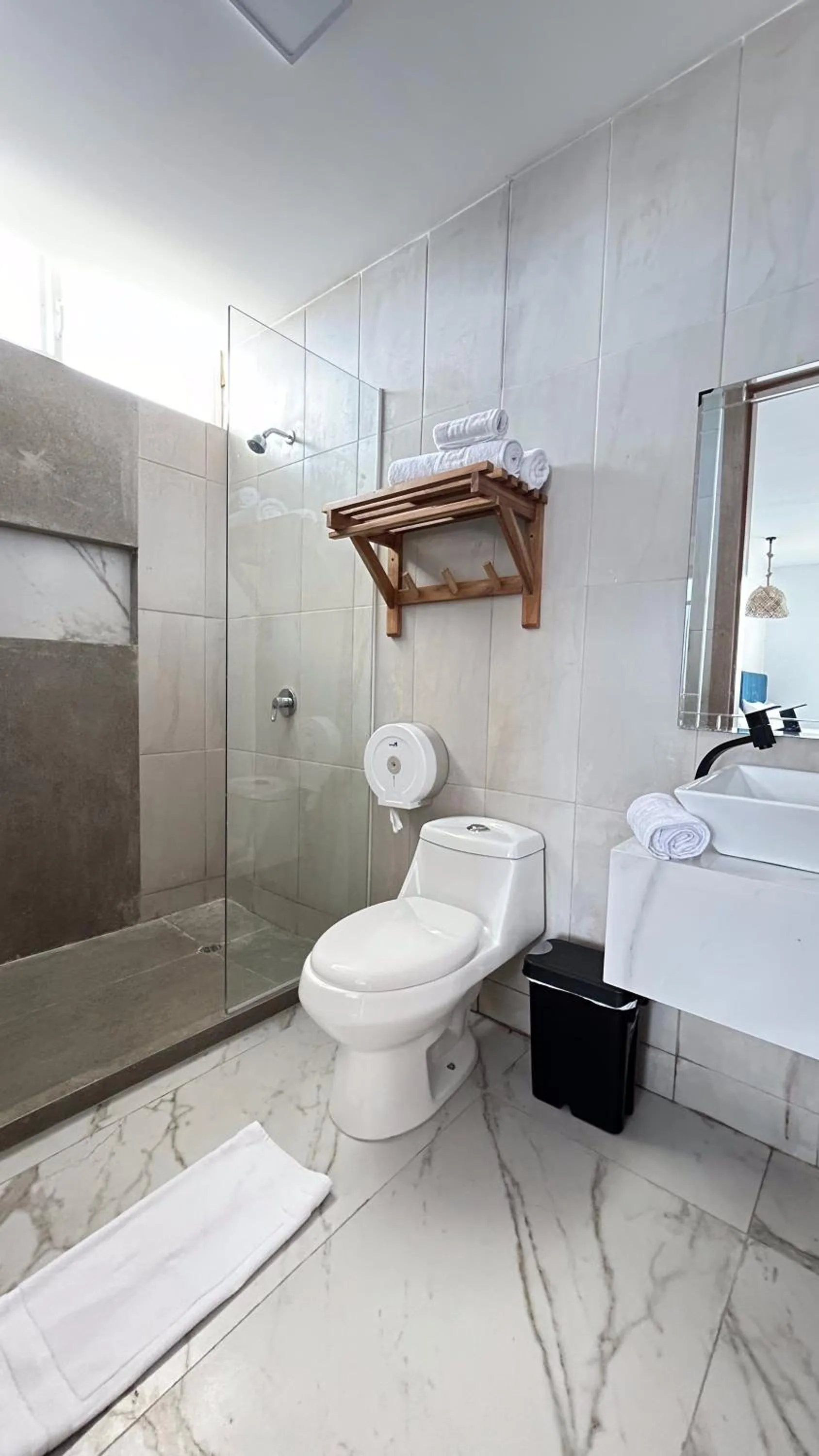 Bathroom in Hotel Presidente Beach Playas