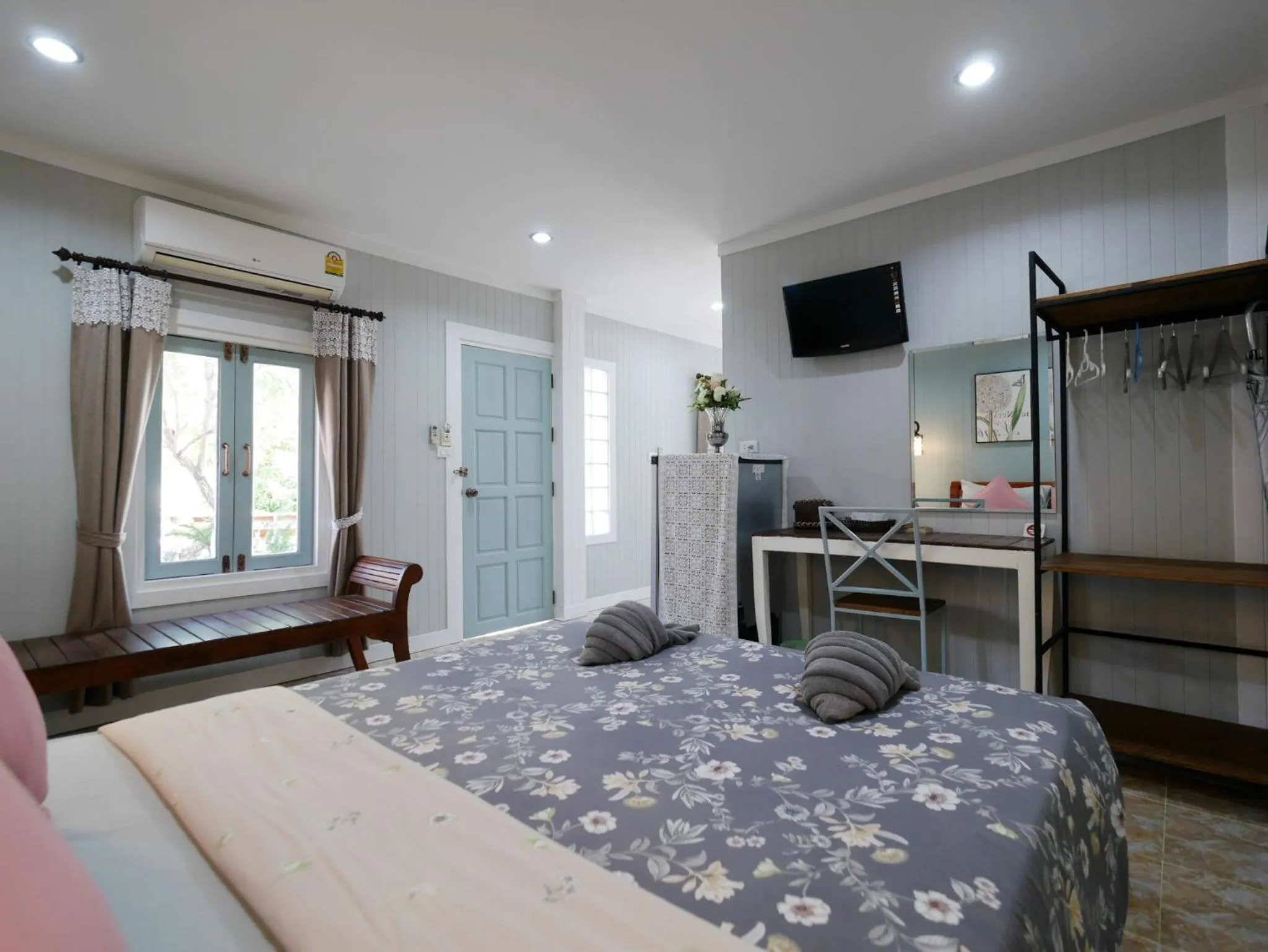 Bed in Barbados Terrace