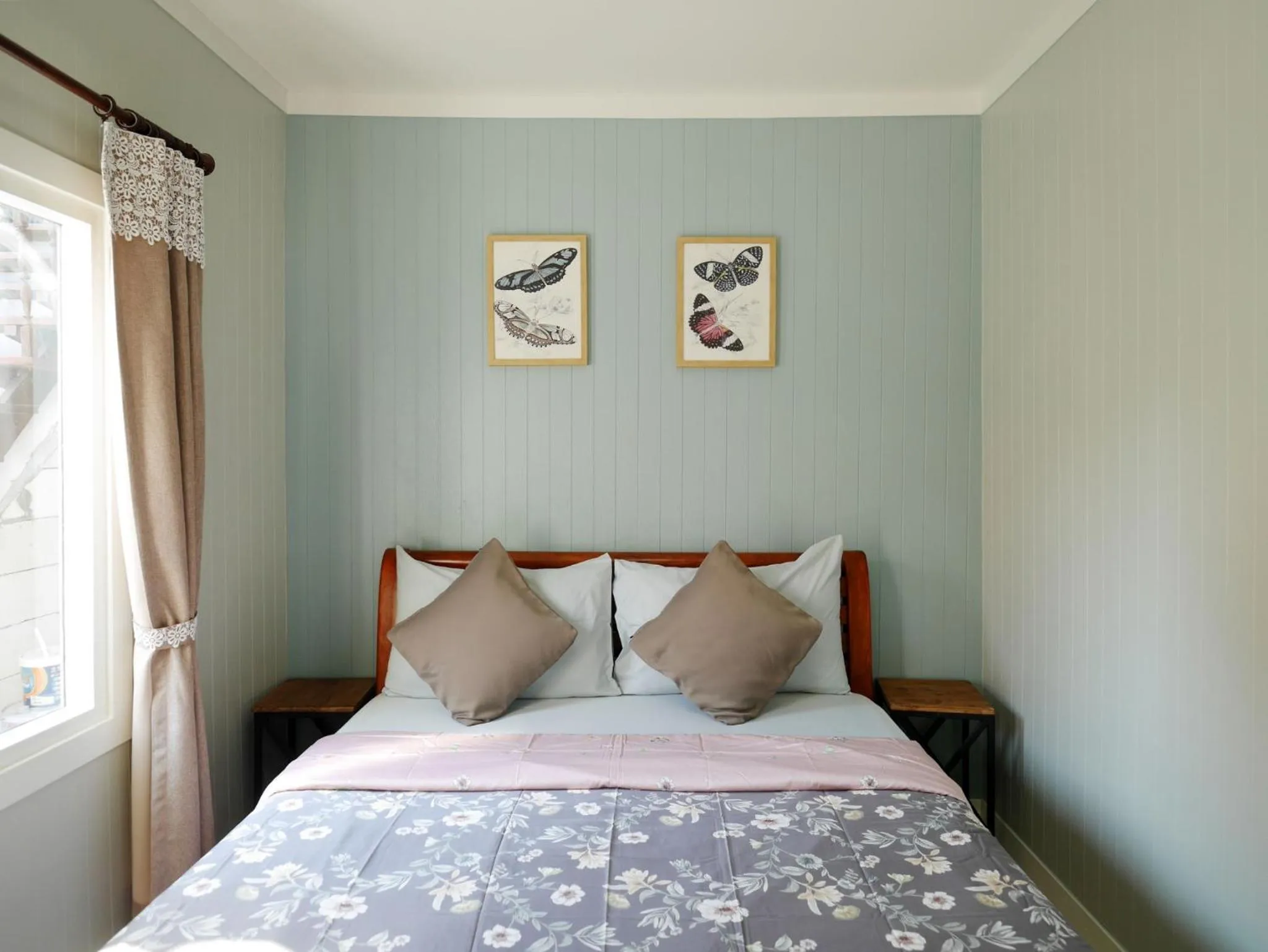 Bed in Barbados Terrace