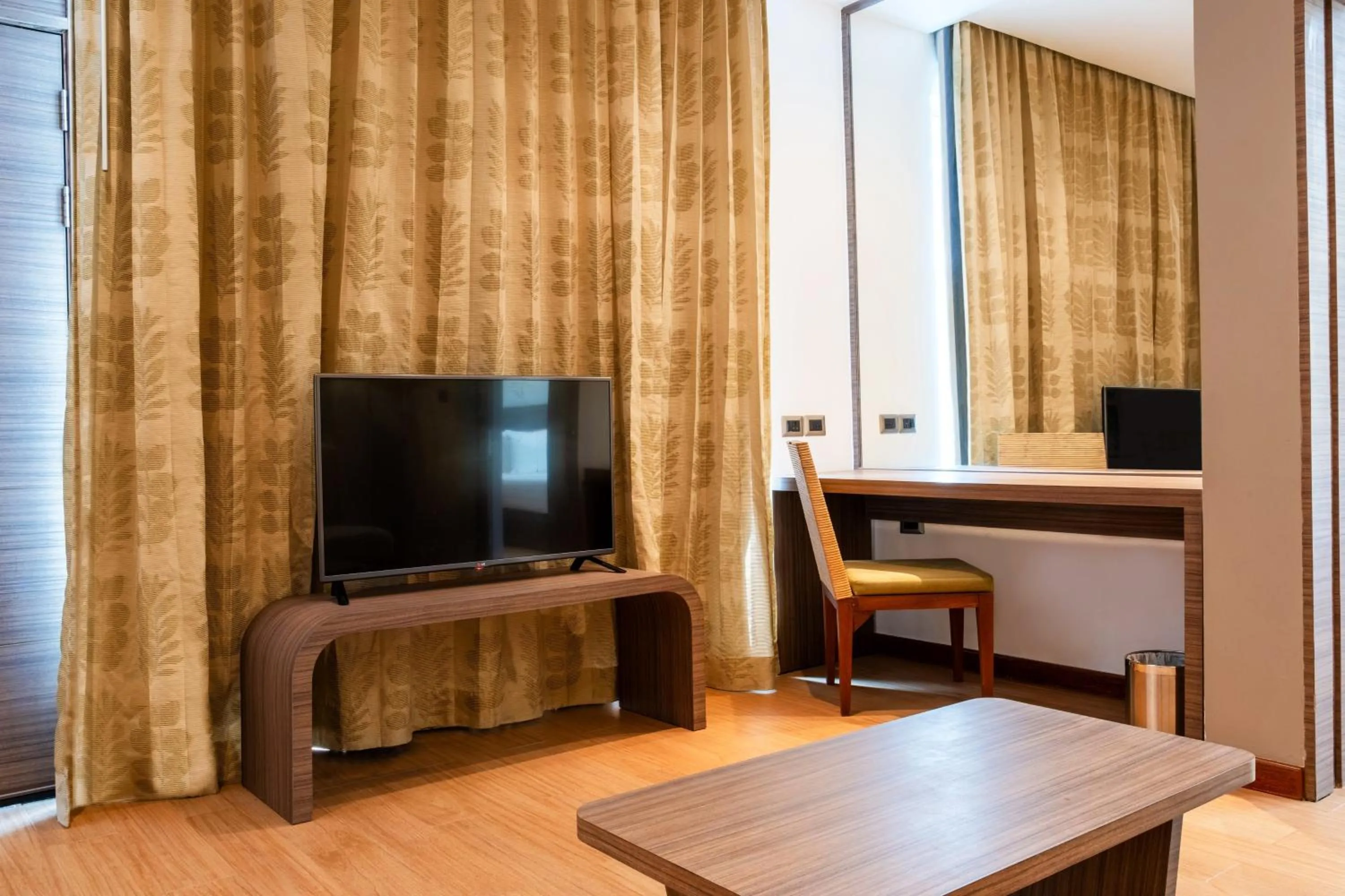 Photo of the whole room in Holiday Inn Resort Phuket Karon Beach by IHG