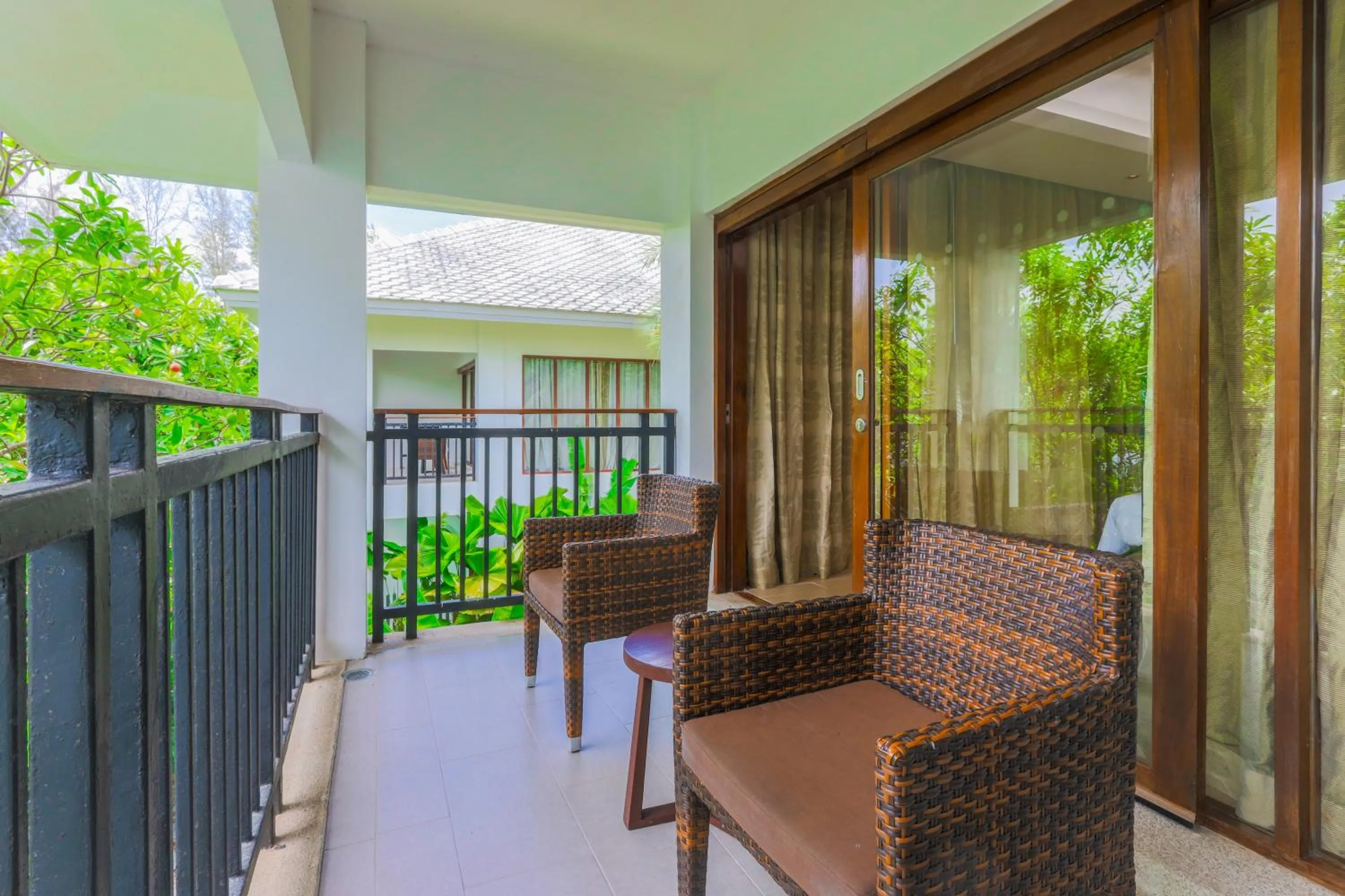 Day in Holiday Inn Resort Phuket Karon Beach by IHG