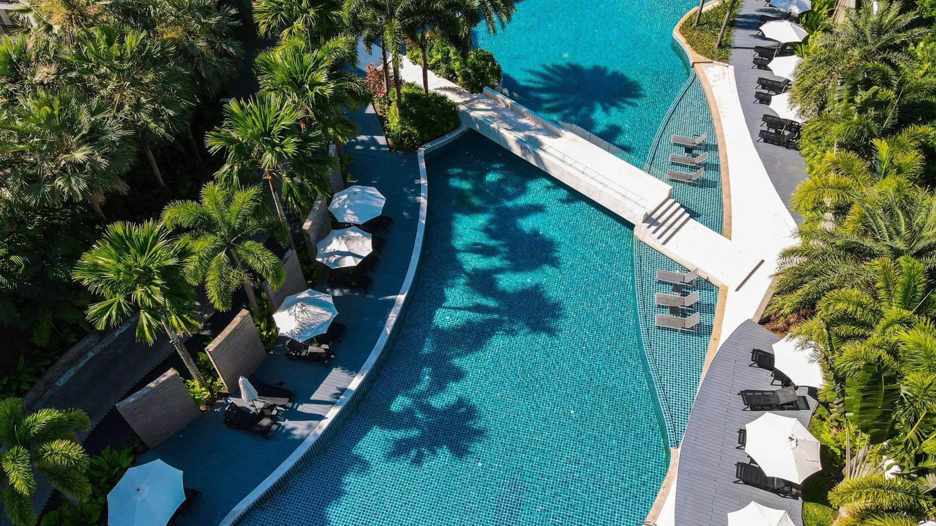Swimming pool in Holiday Inn Resort Phuket Karon Beach by IHG