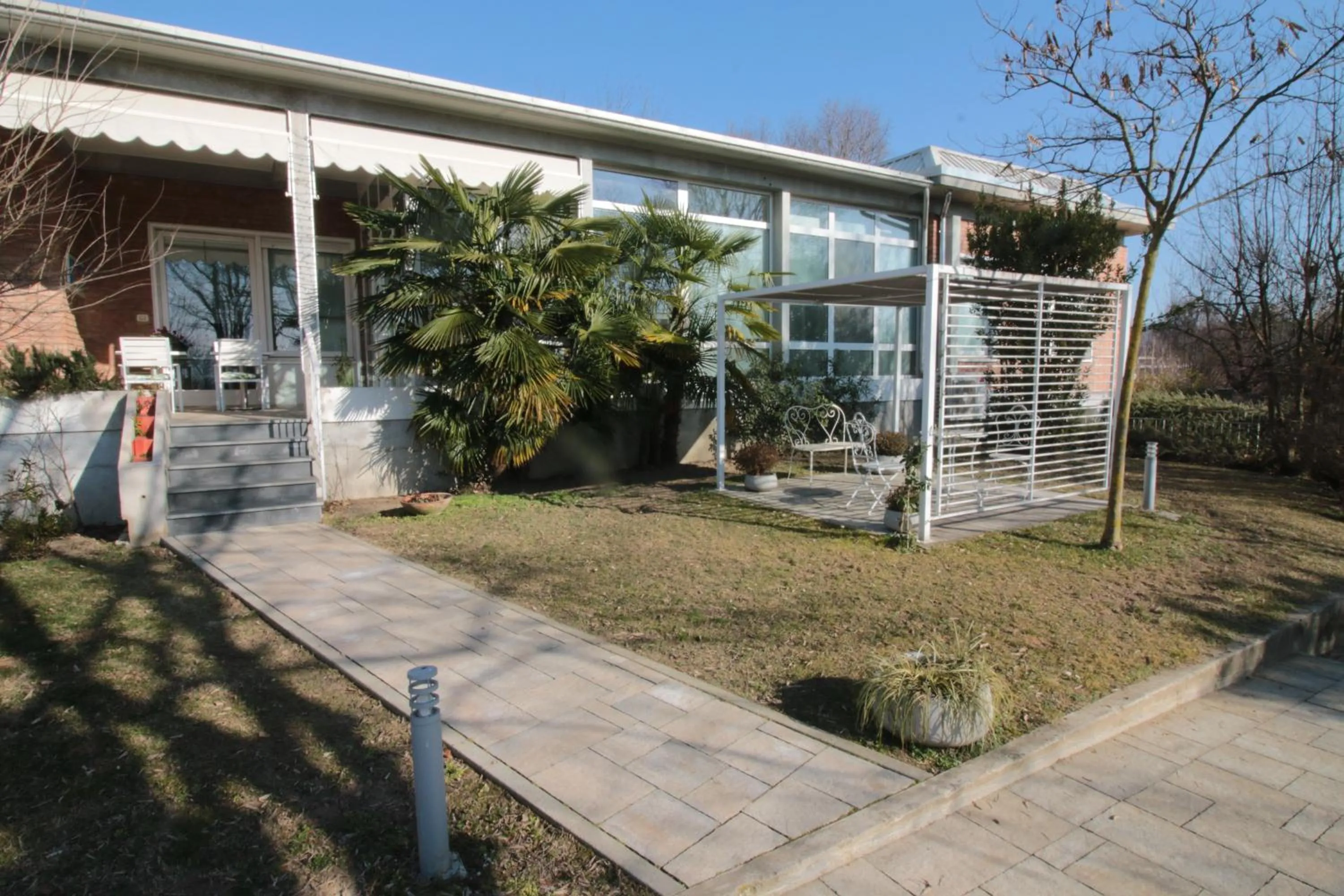 Property building in Villa Silvia Olivetti