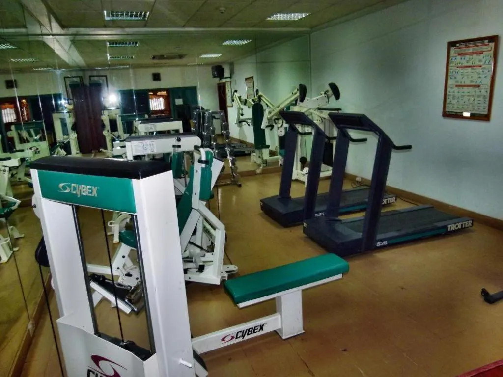 Fitness centre/facilities in Knight Armour Hotel
