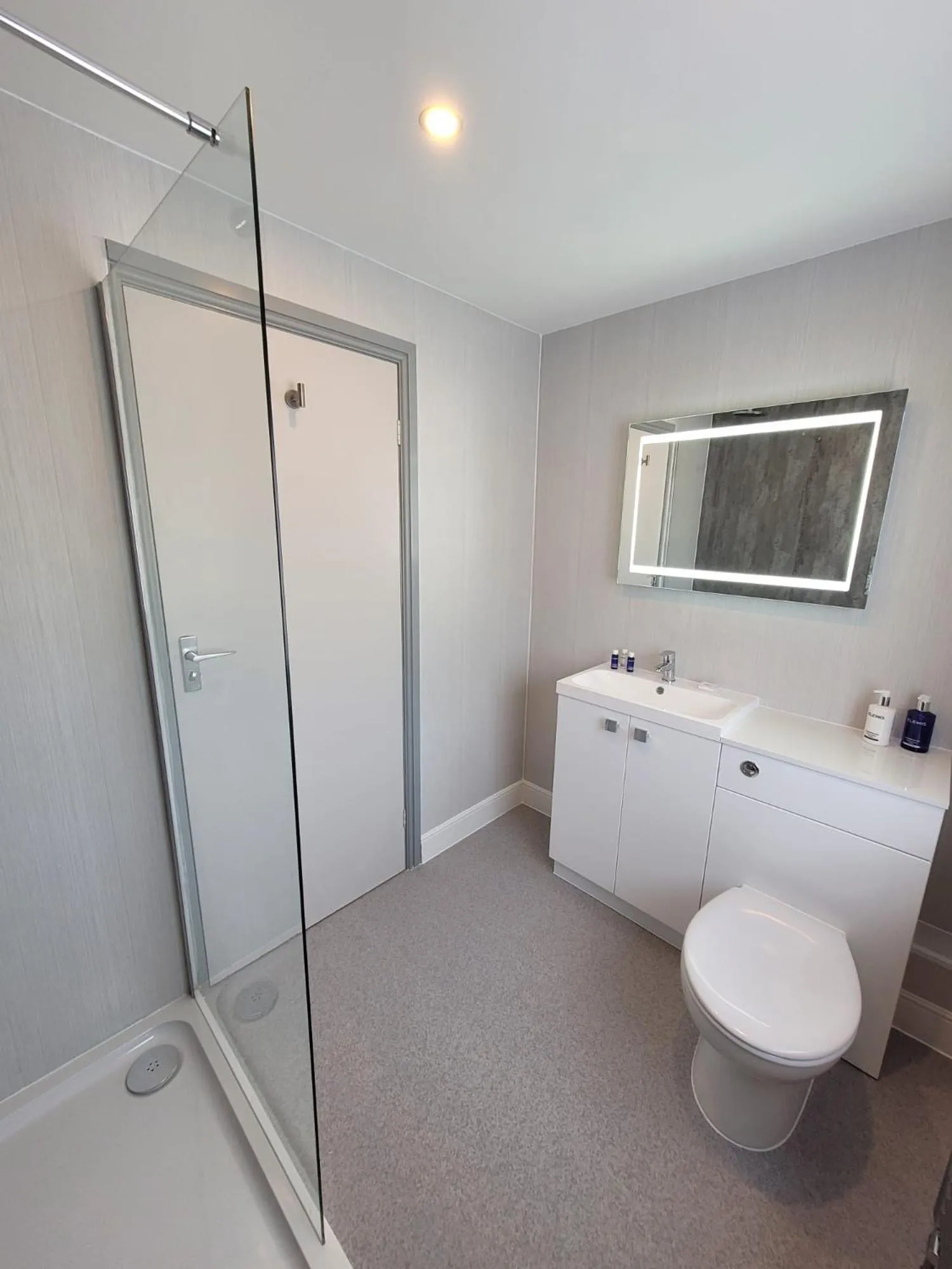 Bathroom in South Sands Hotel