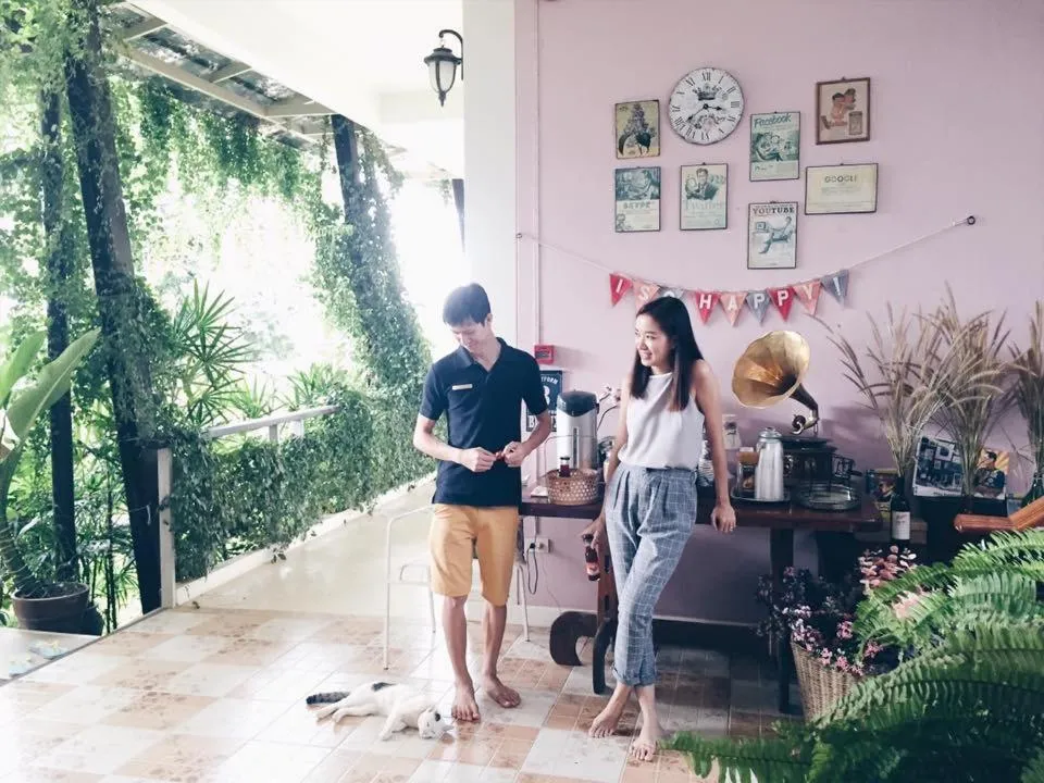Coffee/tea facilities in Thorfun Guesthouse in the Garden