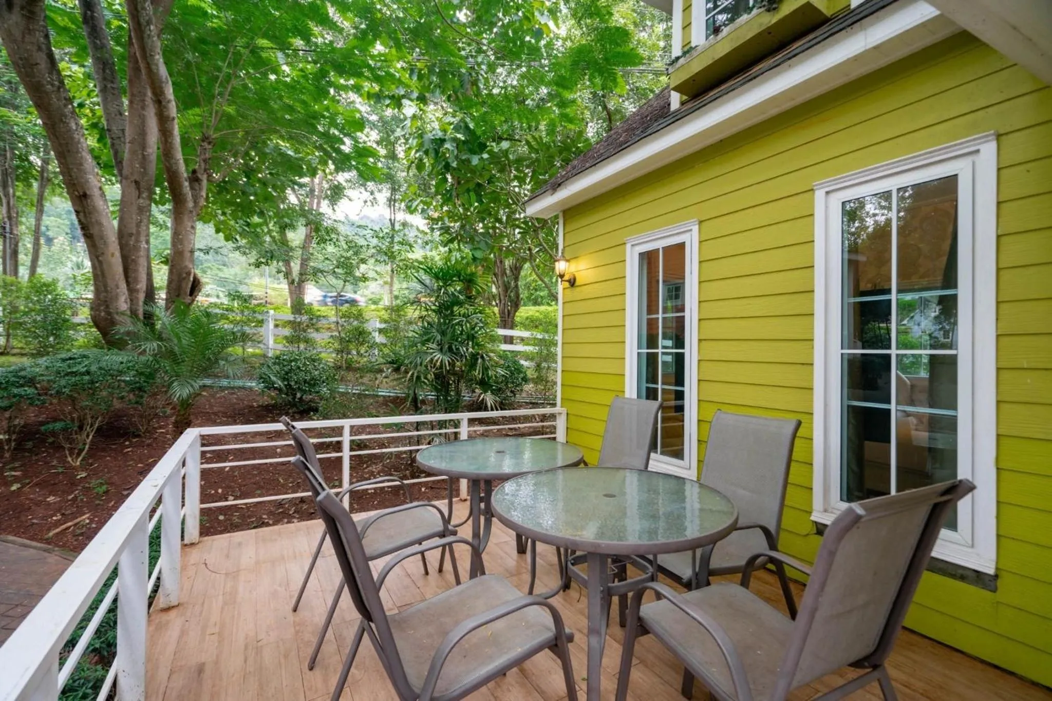 Property building in Puprai Tarnnarm Resort