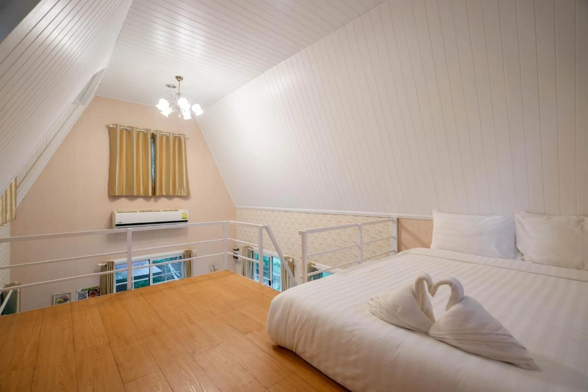 Bed in Puprai Tarnnarm Resort